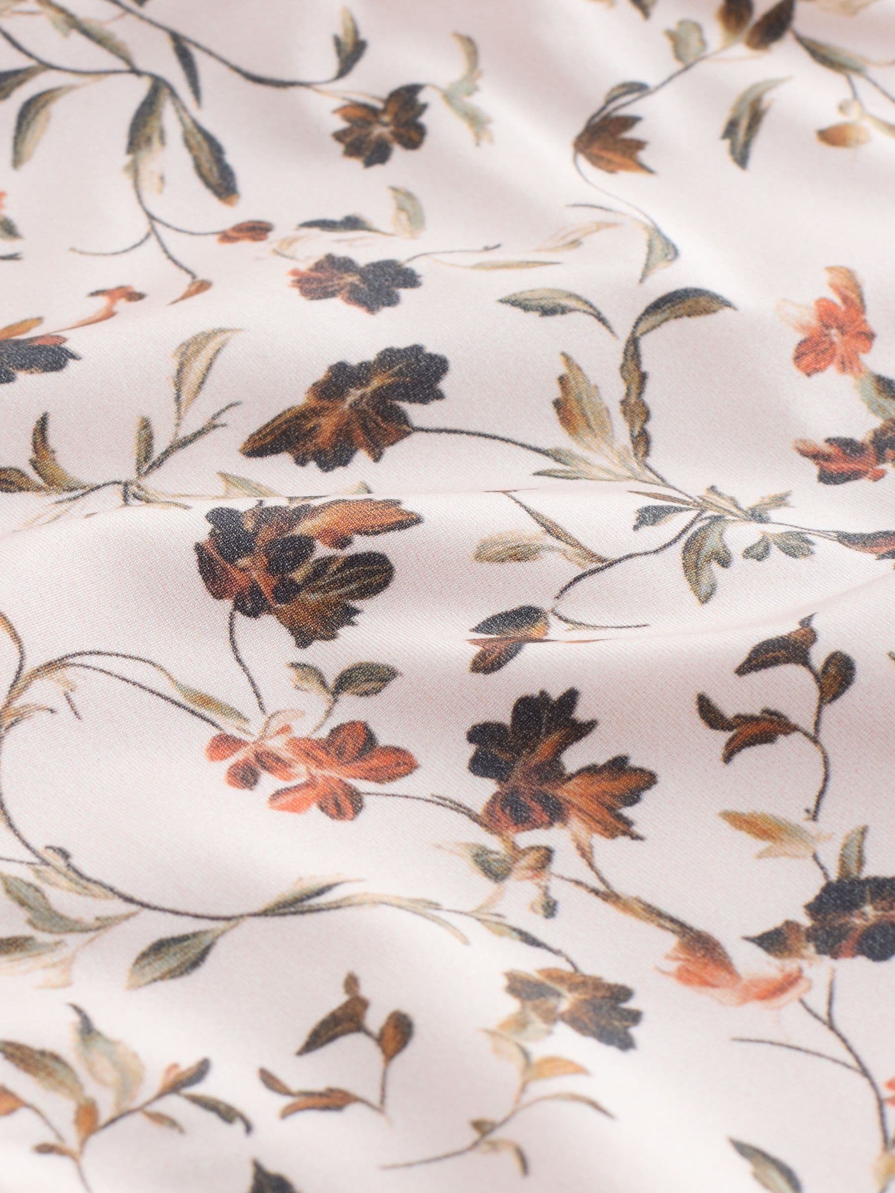 Crèmekleurige bloemenprint & bessen - Slipje met kanten afwerking