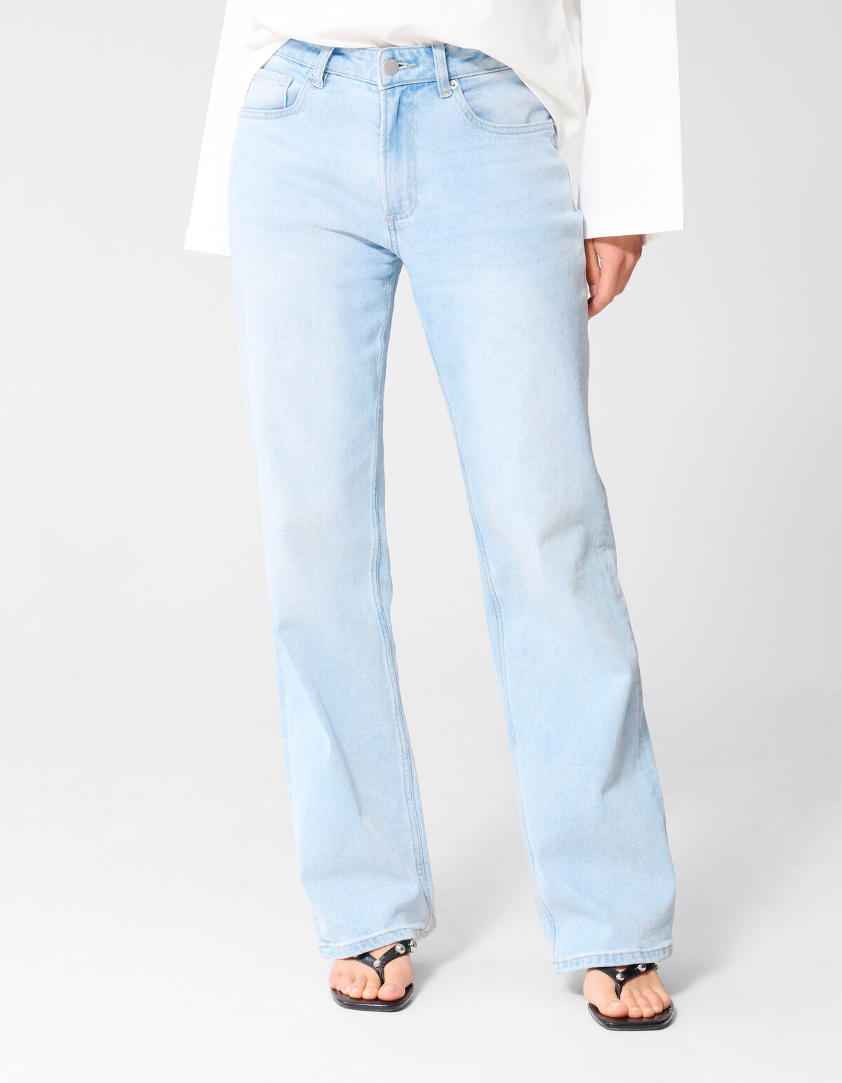 Straight Fit Jeans Bleached