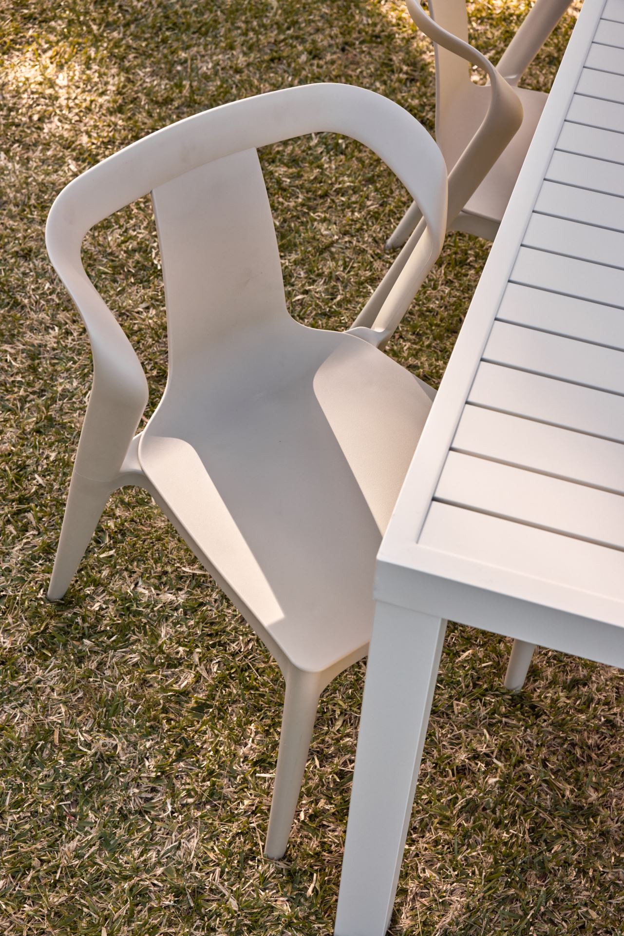 Hagebord offwhite - 152,5x90x74 cm