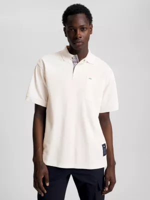 Polo Archive com bolso de patch