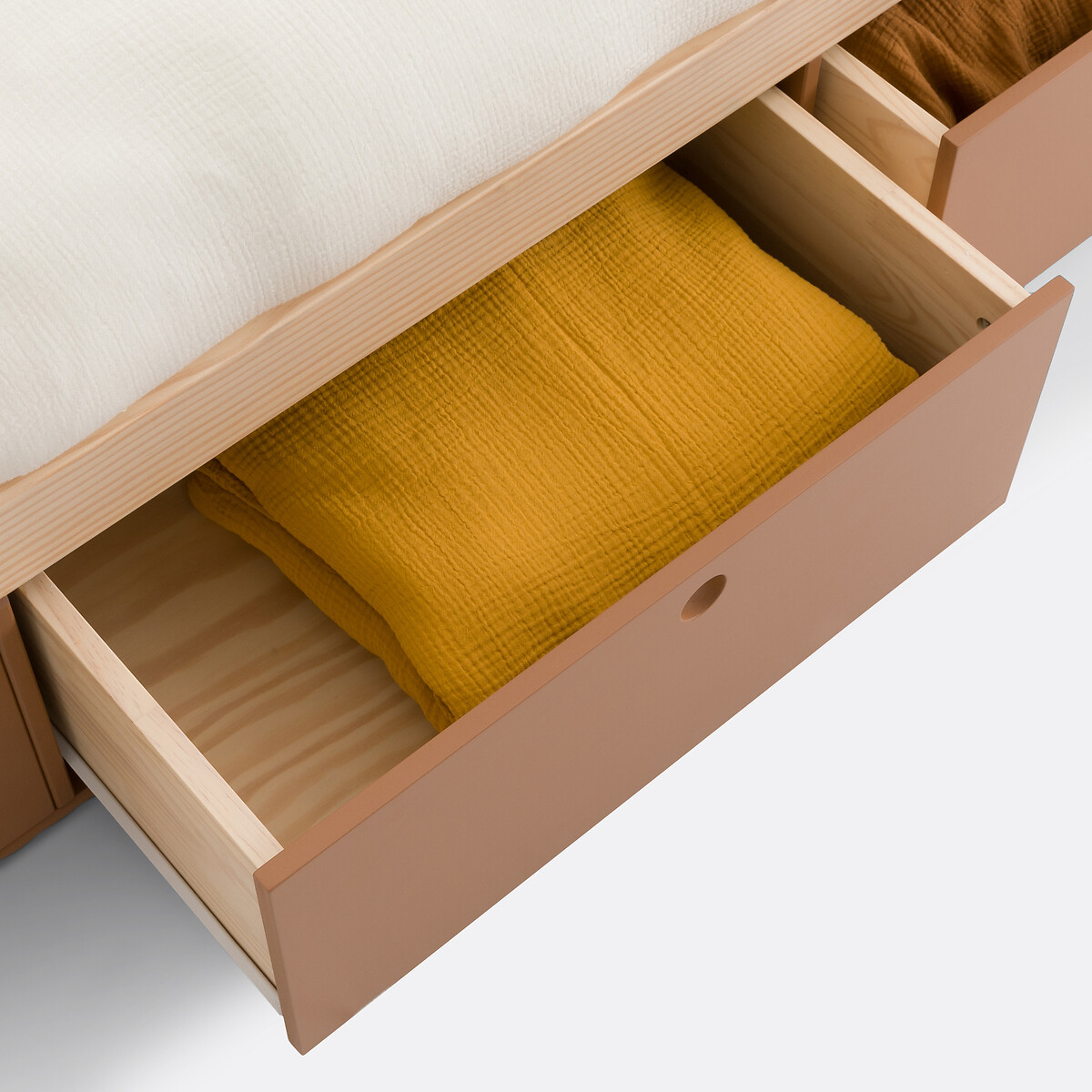 LA REDOUTE INTERIEURS<br>Cama de pinho com gavetas de arrumação, Bloky