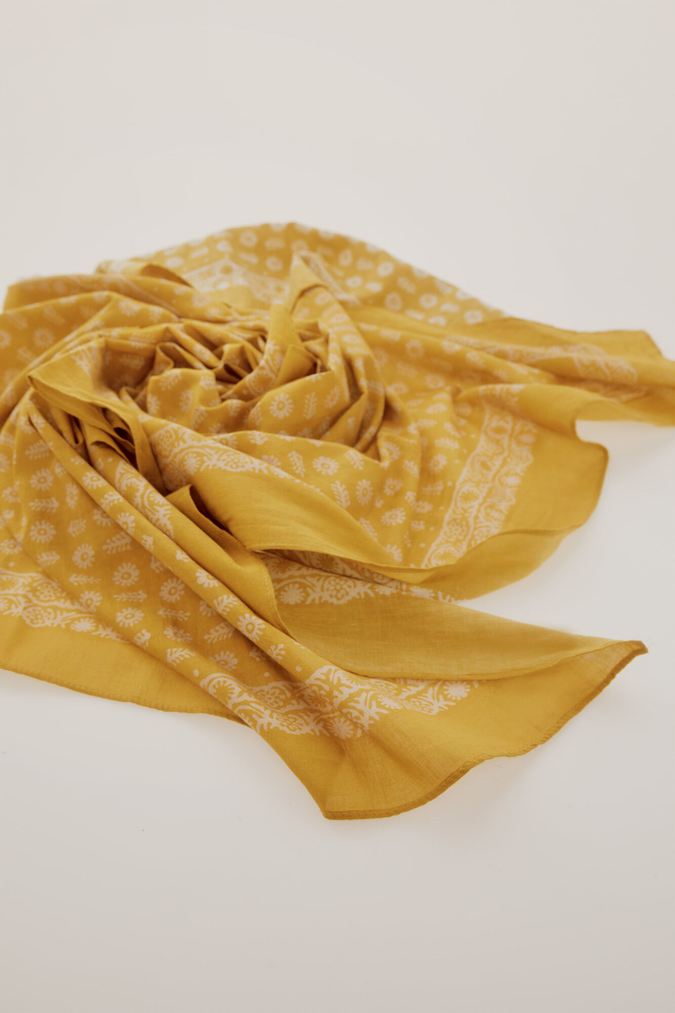 Pareô estampado - Dourado