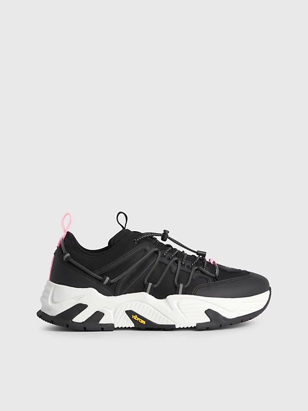 Tênis robusto Vibram®