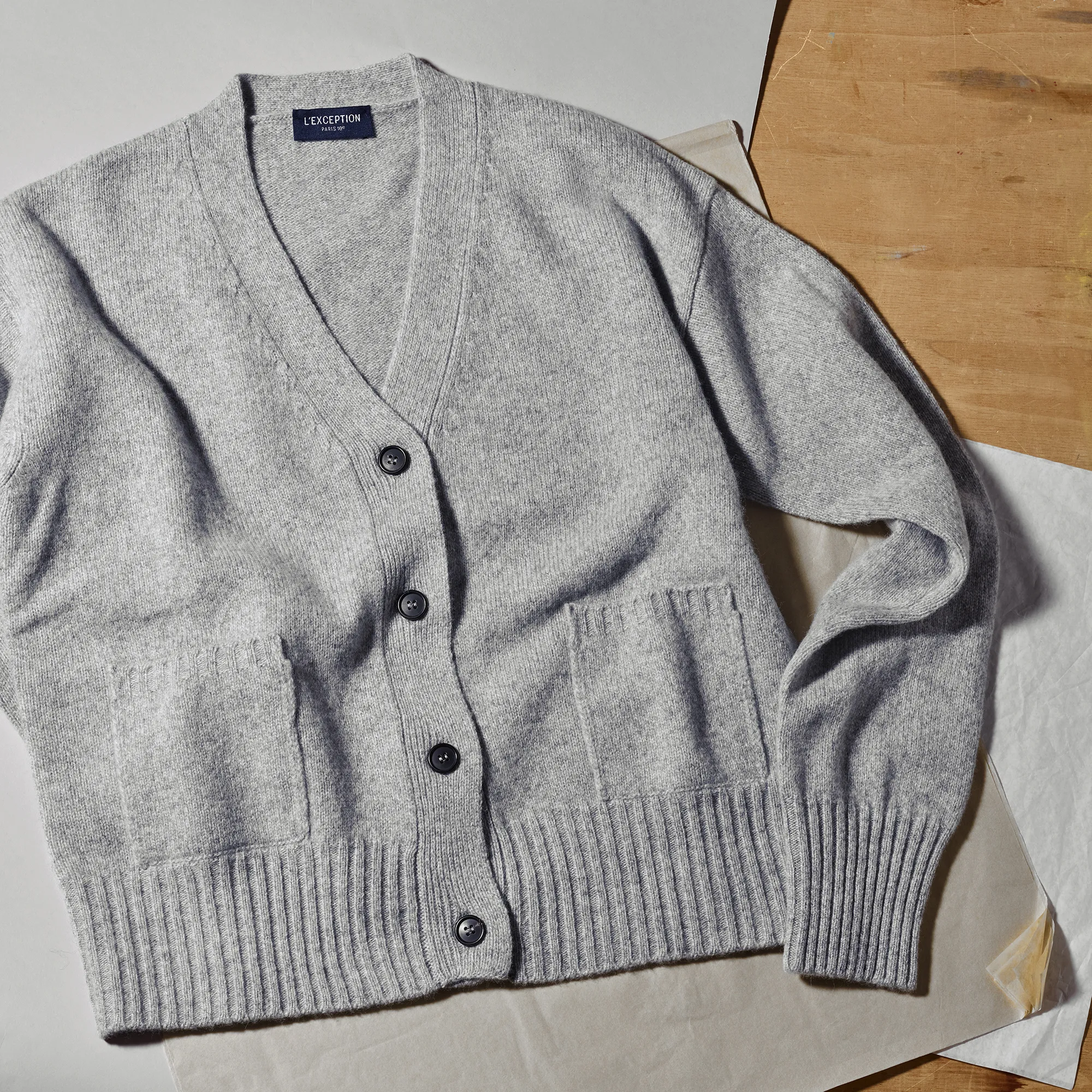 Cardigan boutonné en laine L'Exception Paris