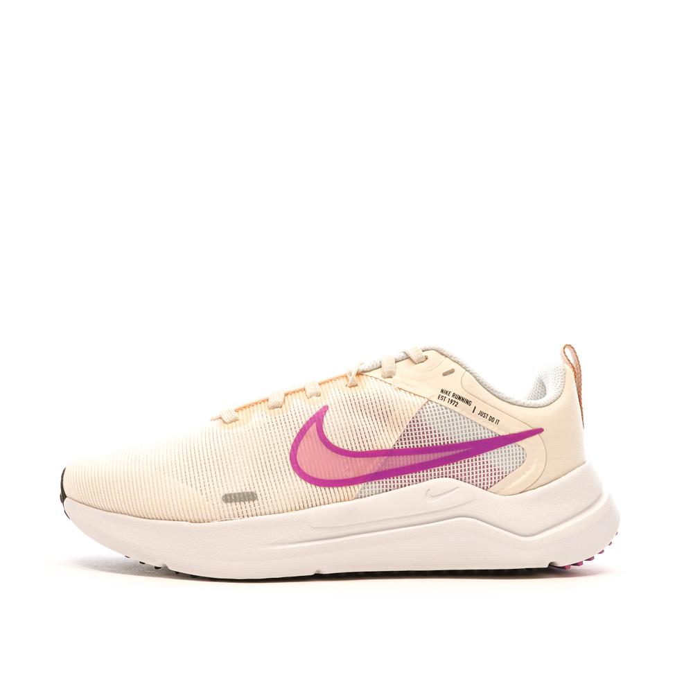 Nike Chaussures de running Beige/Rose Femme Nike Downshifter