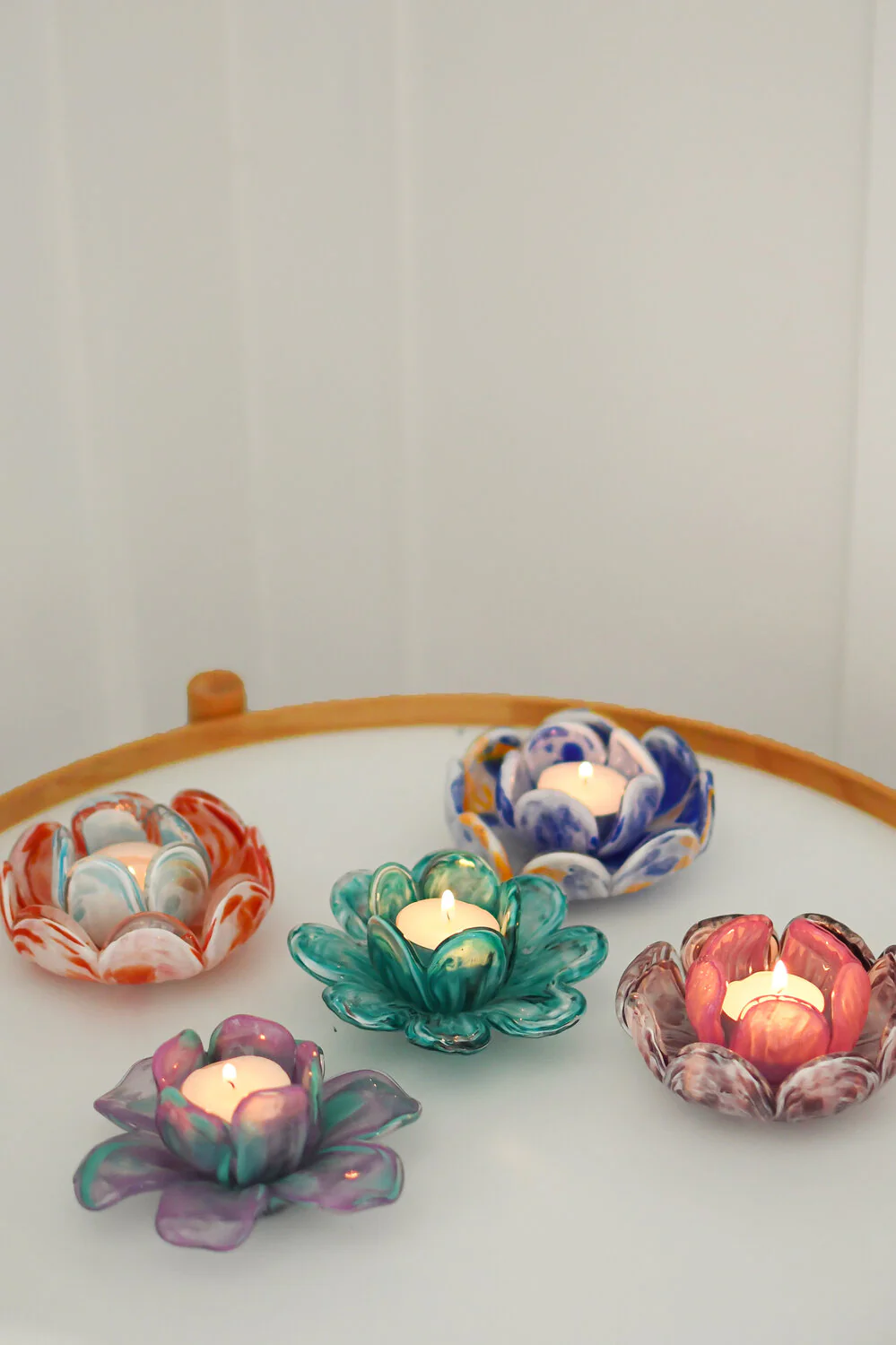 Bahne Interior  Blomster fyrfadsstage, lilla/turkis - Ø15cm