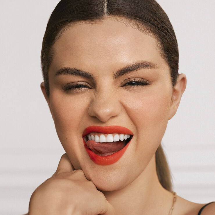 RARE BEAUTY LIP SOUFFLE MATTE LIP CREAM CONFIDE