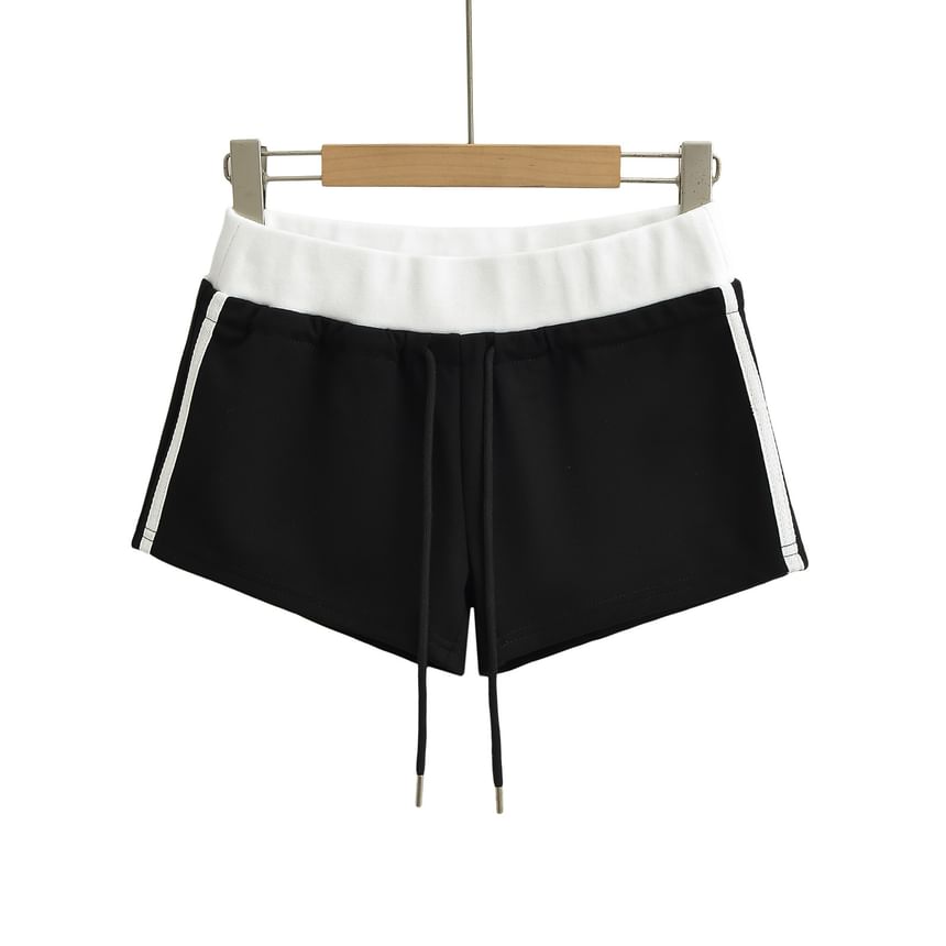 Reknovine - Mid Rise Two Tone Piping Shorts
