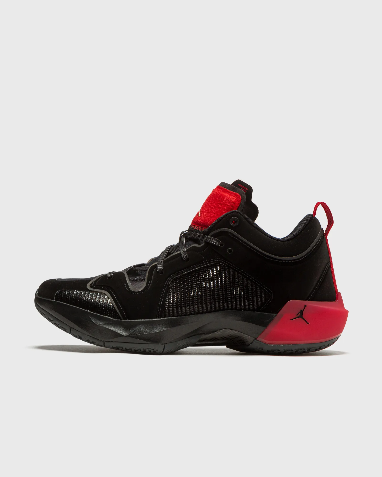 Jordan AIR JORDAN XXXVII LOW