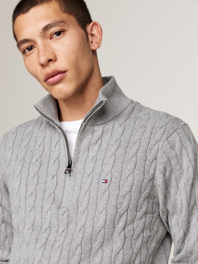 Tommy Hilfiger Strickpullover »CLASSIC COTTON CABLE ZIP MOCK« mit modischem Zopfmuster