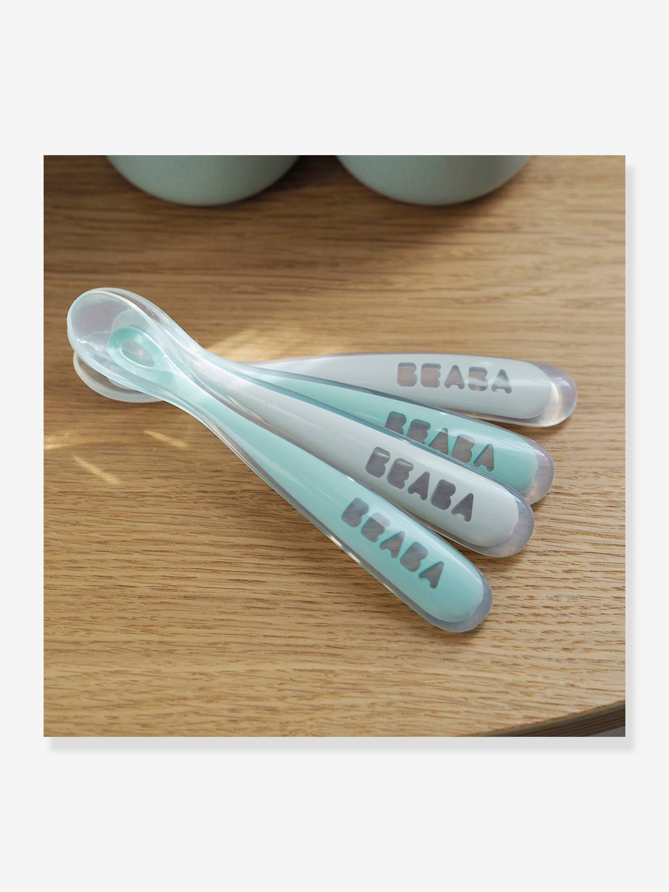 Conjunto de 4 colheres macias BEABA para bebês (1ª idade), sem BPA, cor verde salgueiro.