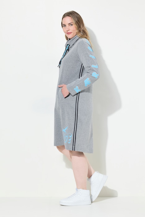 Kleid, Langarm, hoher Kragen