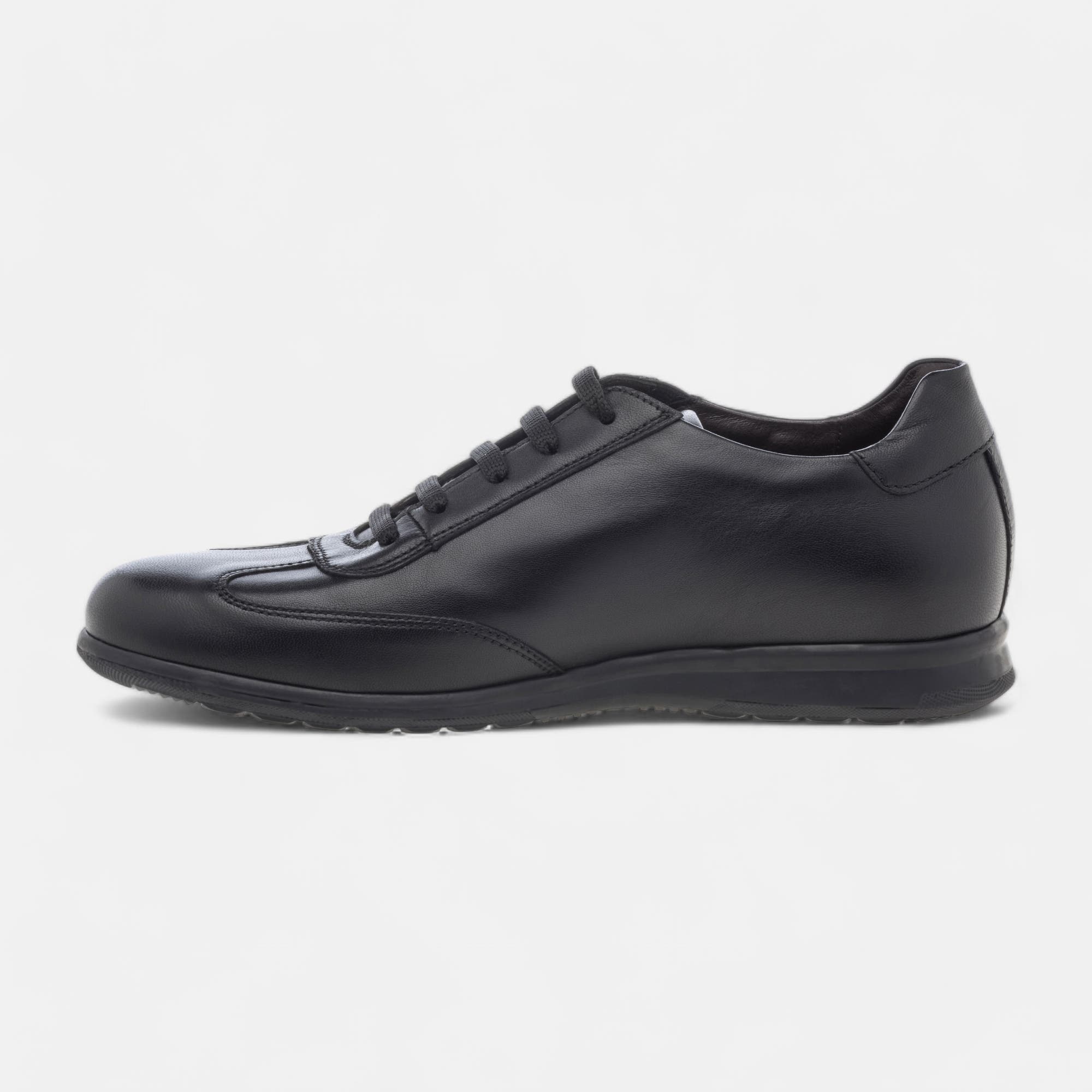Baskets basses Homme en cuir noir
