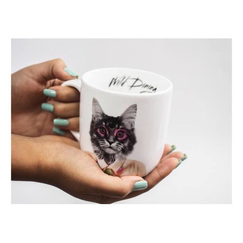 Caneca com estampa de gato Caudania, estilo casual e descontraído, branca.
