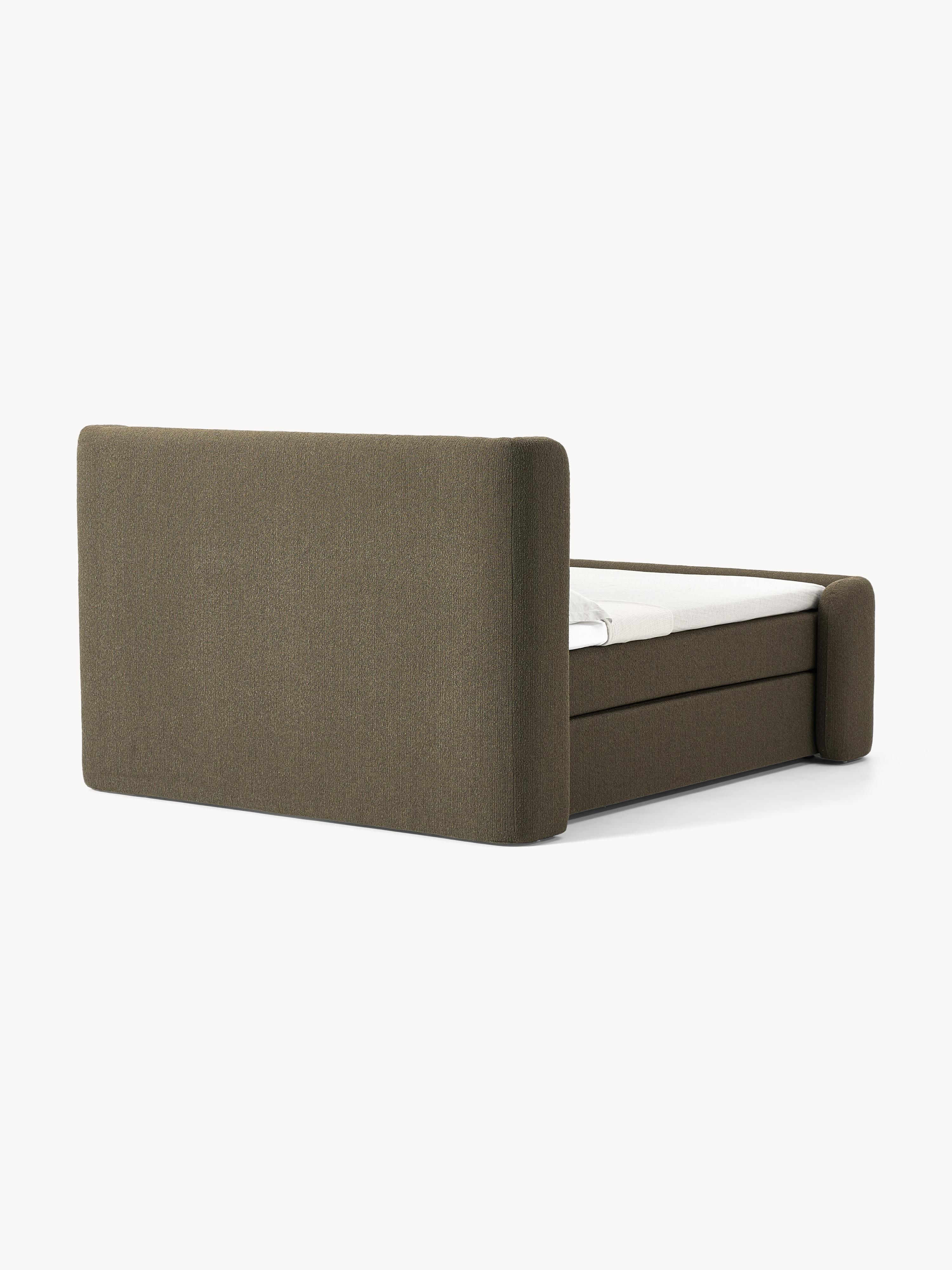 Bouclé boxspring bed Perla