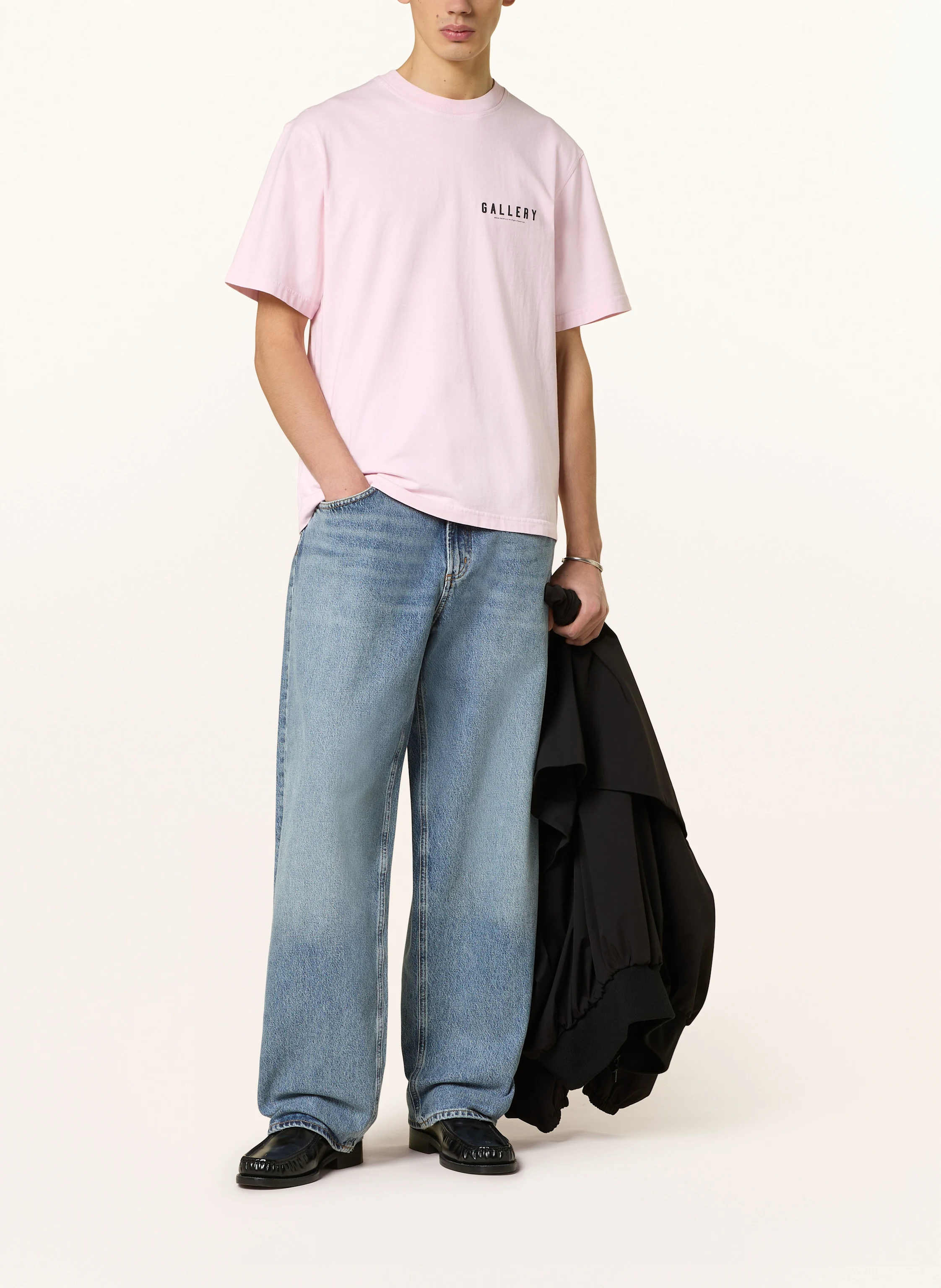 RSVP GALLERY T-Shirt