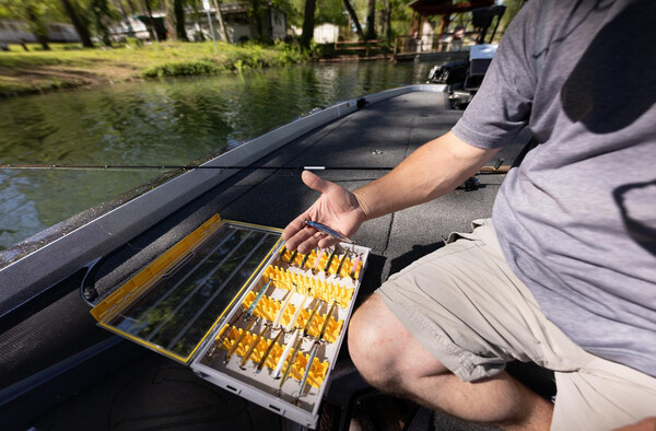 Boîte à leurres Plano Edge Vertical Jig And Spybait 3700