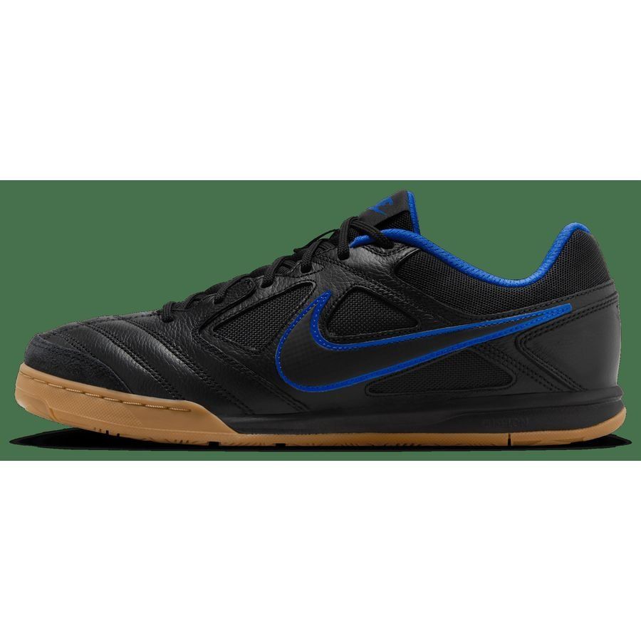 Nike Gato