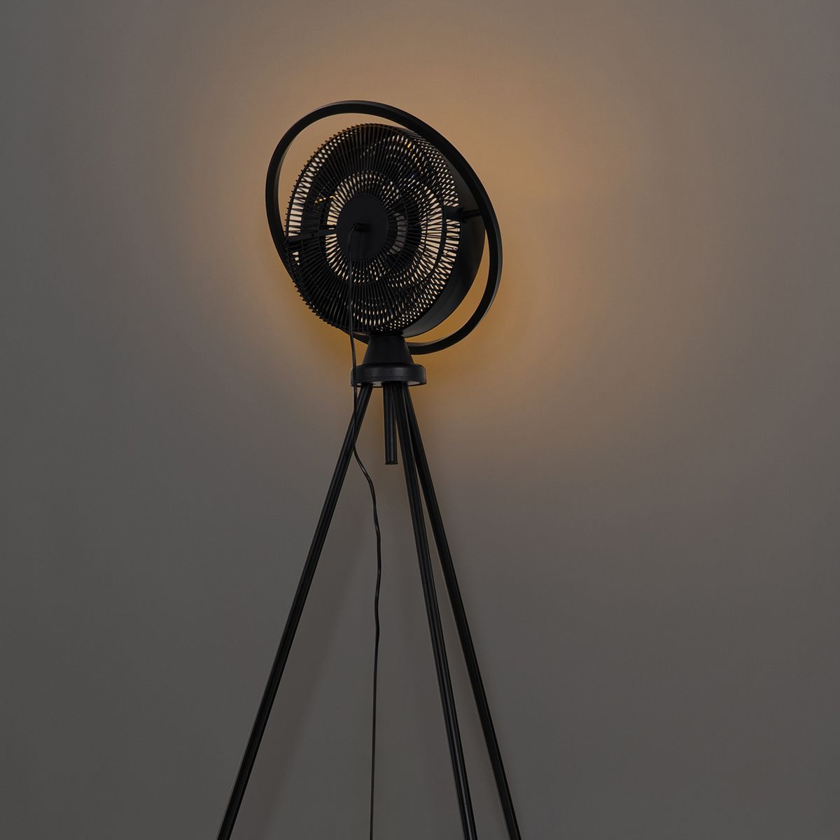 Vloerventilator tripod zwart incl. LED 3-staps dimbaar verstelbaar - Marleen