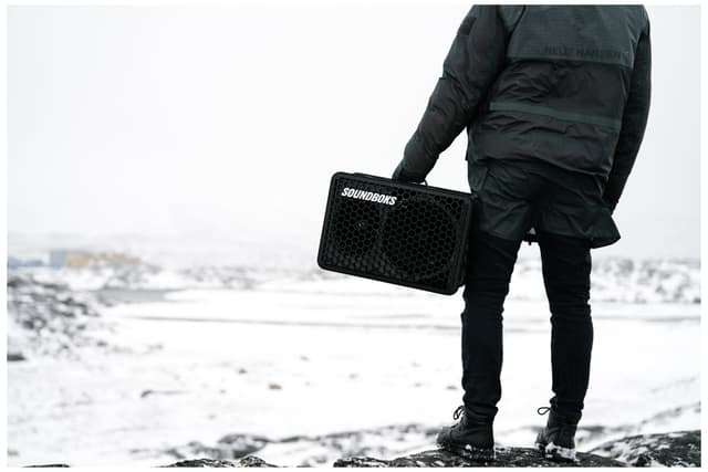 SOUNDBOKS GO bærbar højttaler