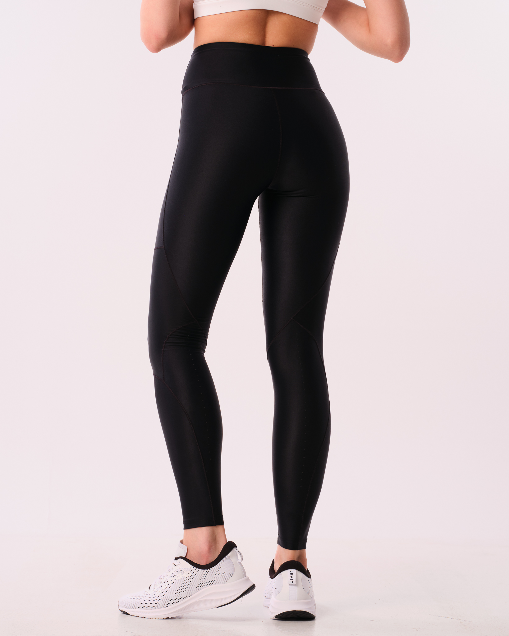 LEVITY Tech Comp Tights Black Reflective