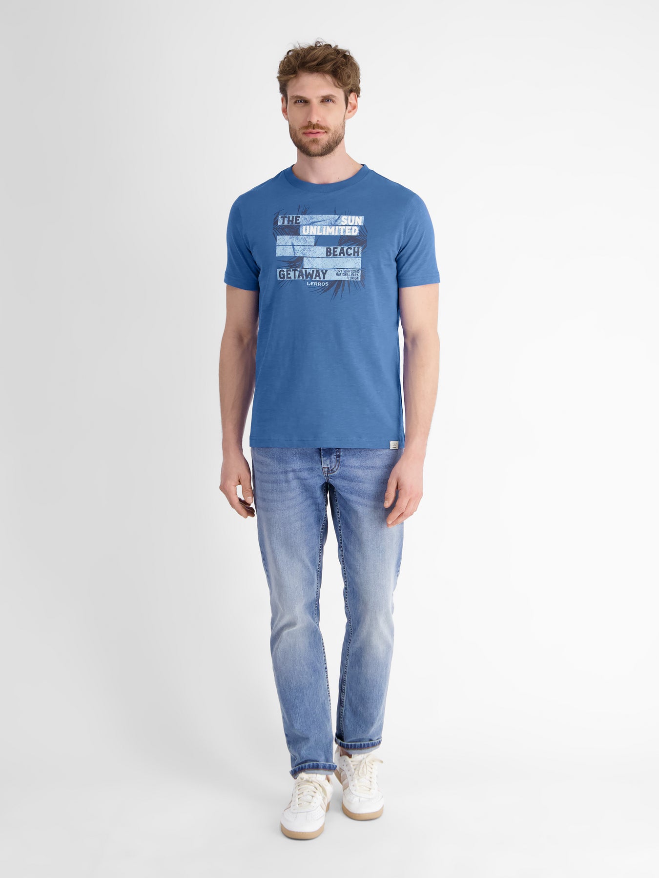 Herren T-Shirt mit sommerlichem Brustprint