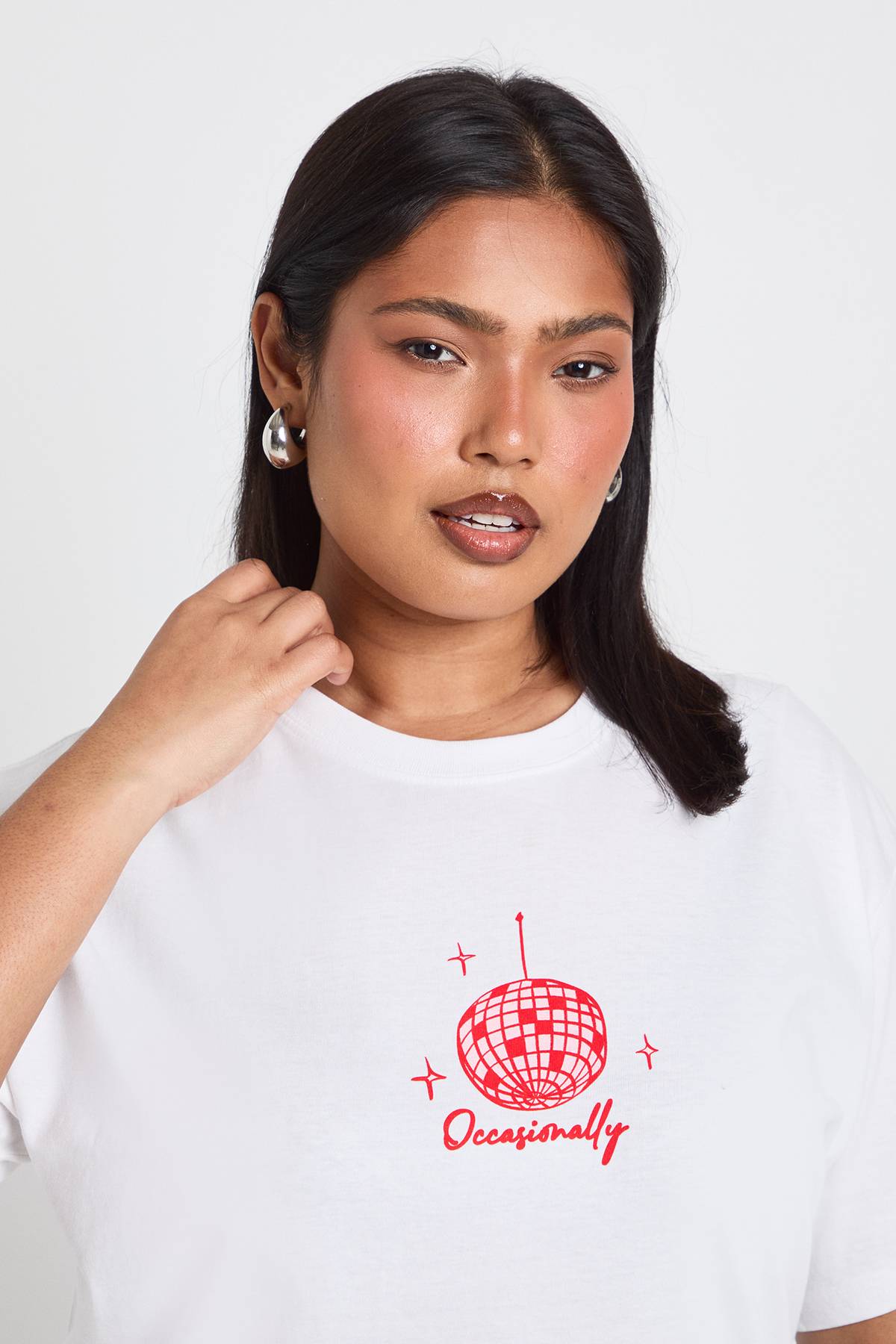 boohoo T-shirt Oversize Grande Taille Avec Slogan Et Boule Disco