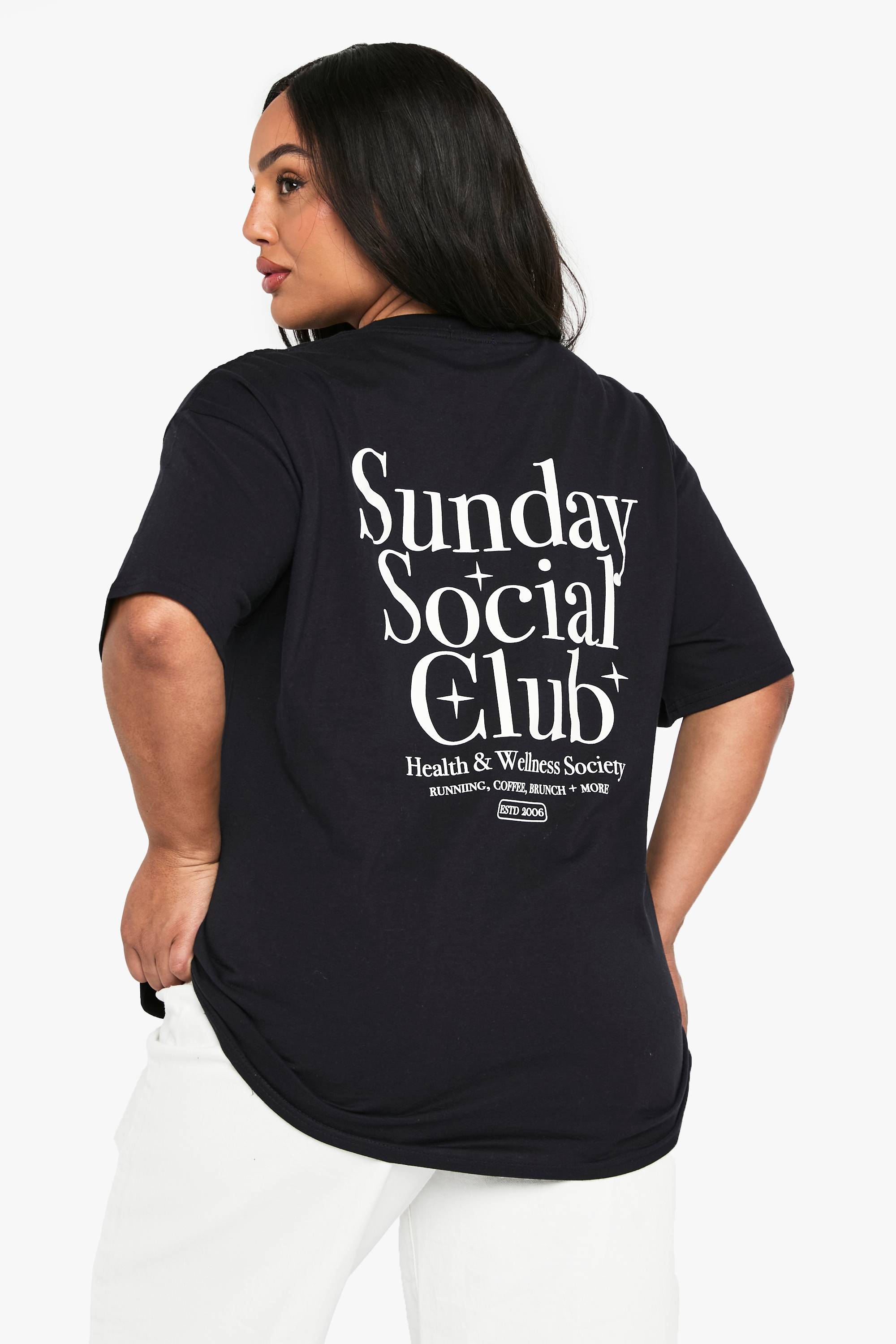 boohoo PLUS SUNDAY SOCIAL CLUB T-SHIRT SURDIMENSIONNÉ