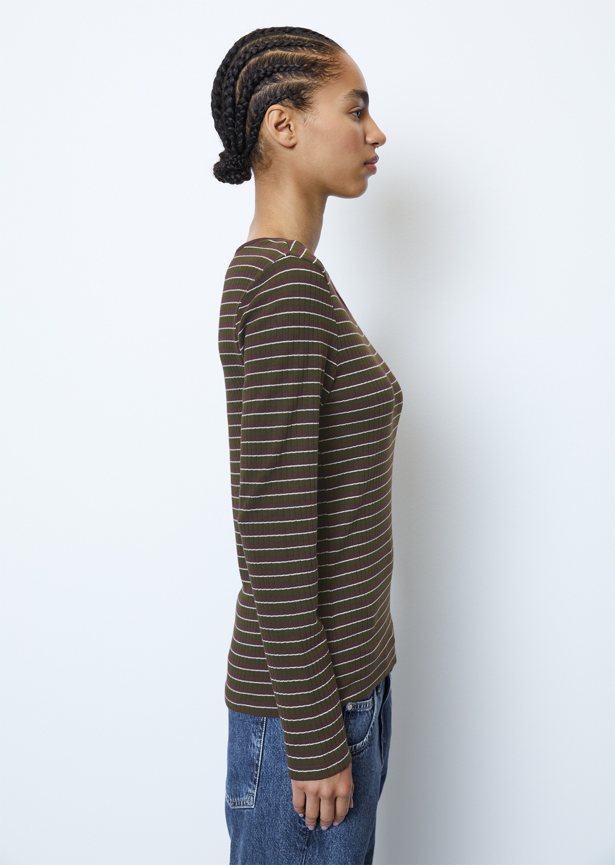 Gestreiftes Longsleeve slimaus geripptem Interlock-Jersey