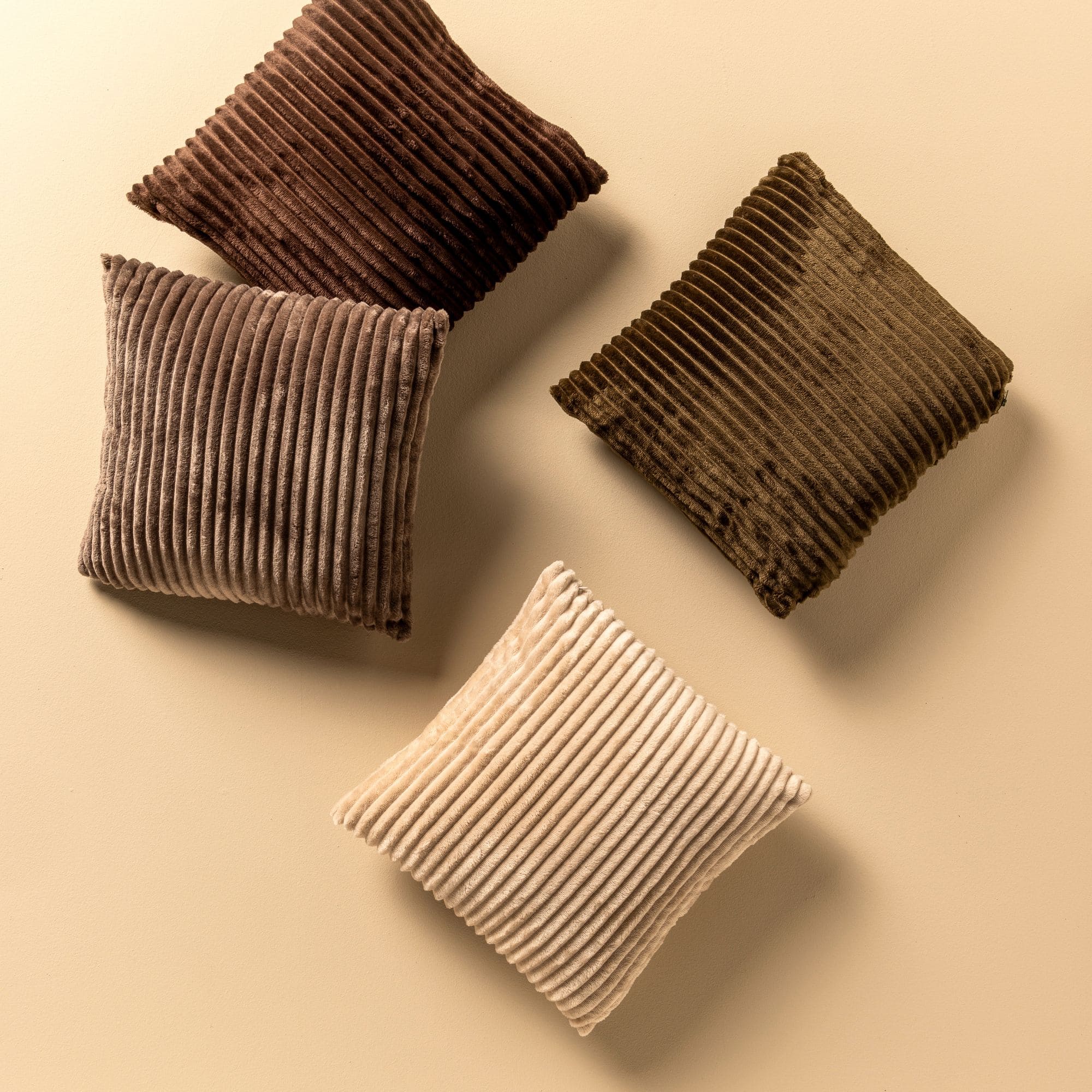 Dutch Decor sierkussen Mart - 45x45 cm Pumice Stone