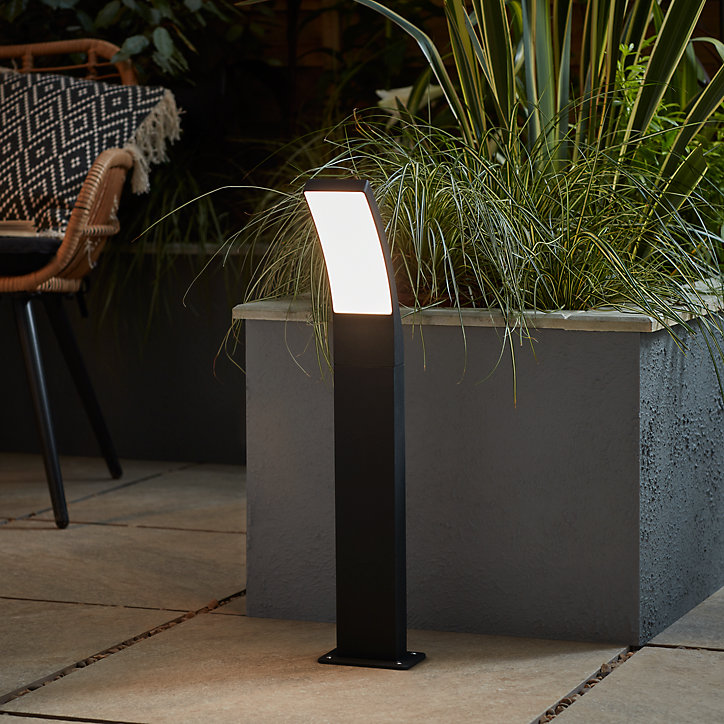 Potelet Gambell LED intégrée 800lm 8.5W IP44 GoodHome gris anthracite