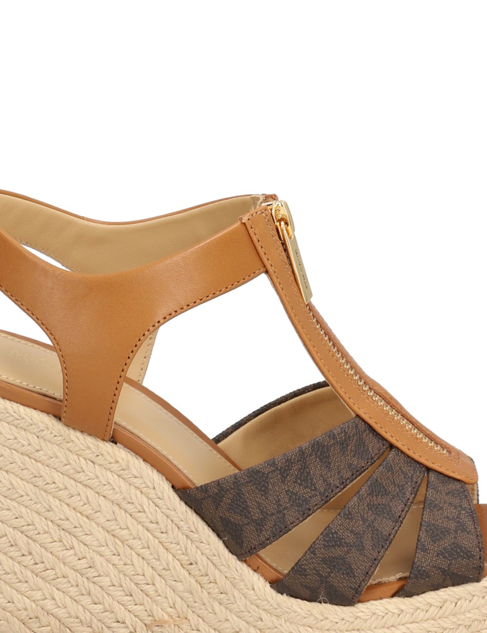 BERKLEY WEDGE