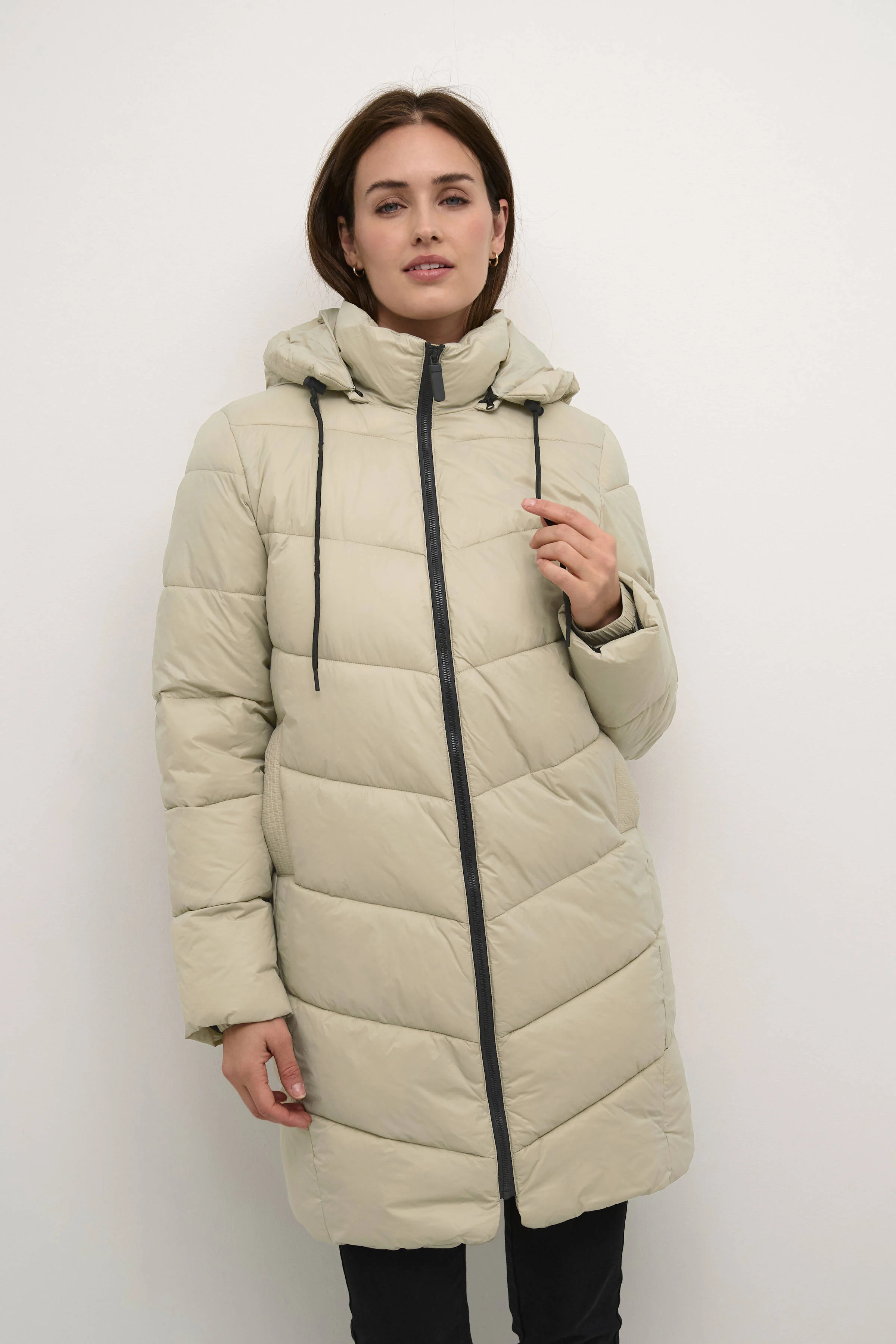 Kaffe jas beige