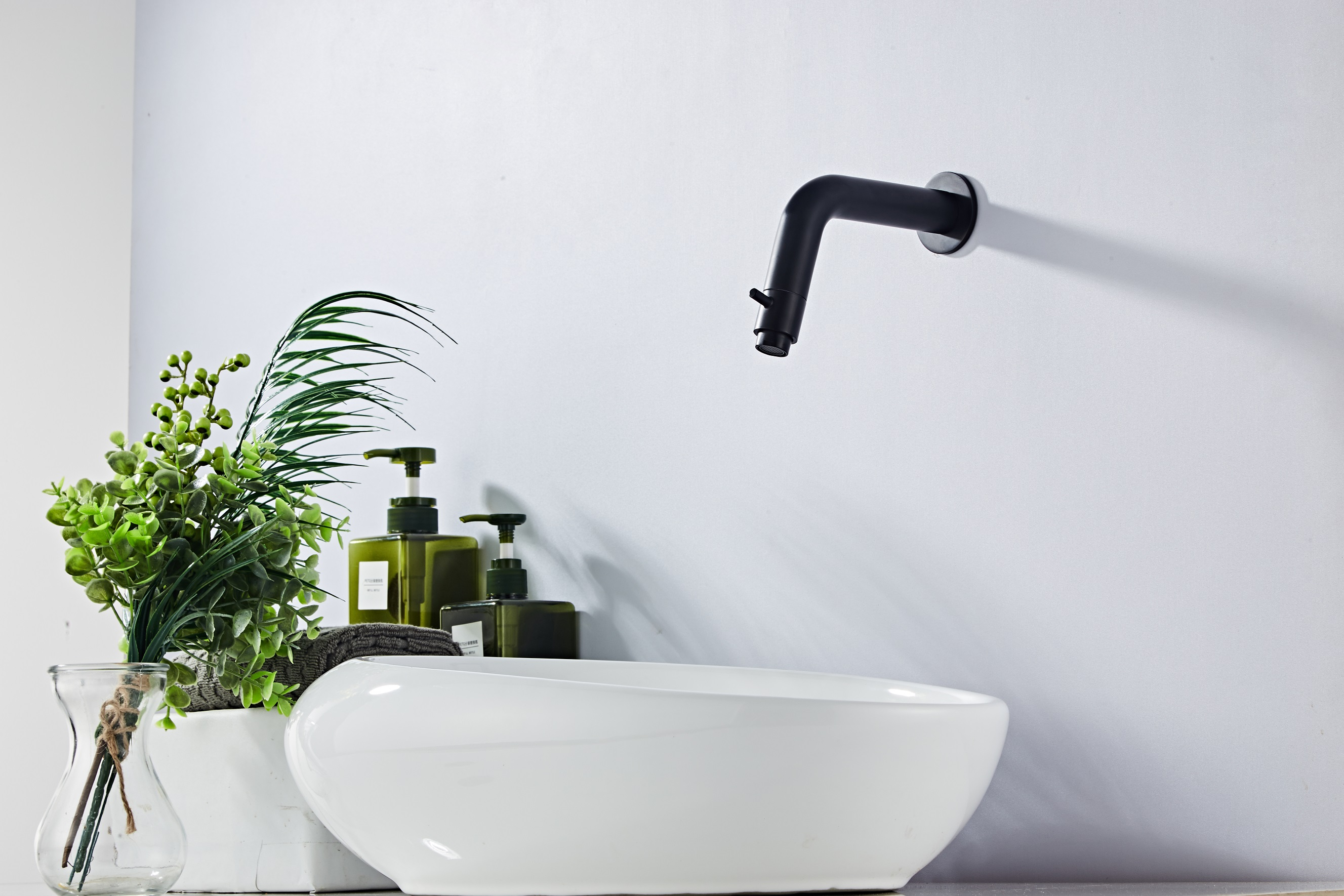 SHOWMODEL: Saniclear Nero inbouw toiletkraan zwart mat