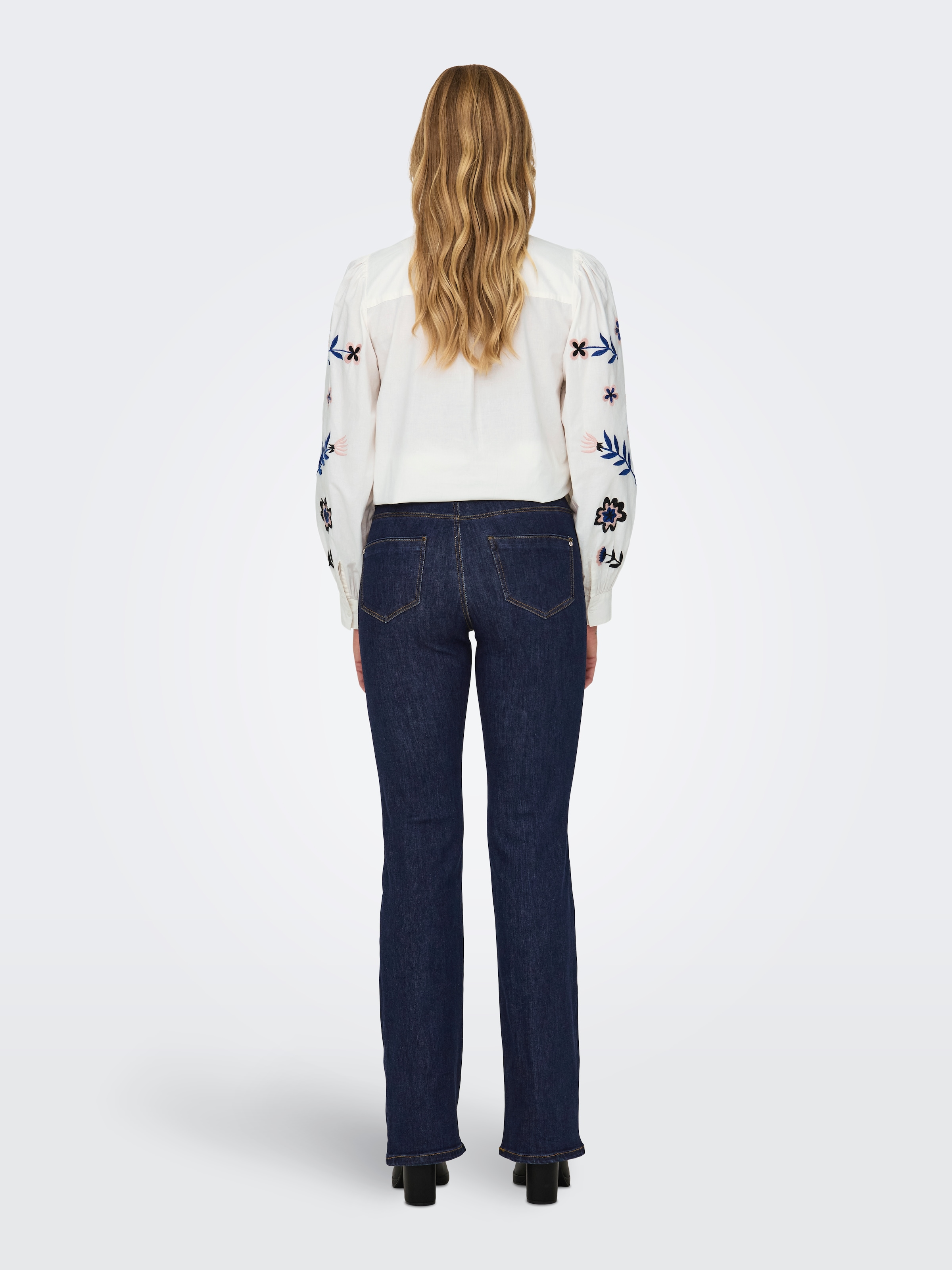 ONLY Bootcut-Jeans »ONLWAUW LIFE HW FLARED RINSE DNM«, mit Stretch