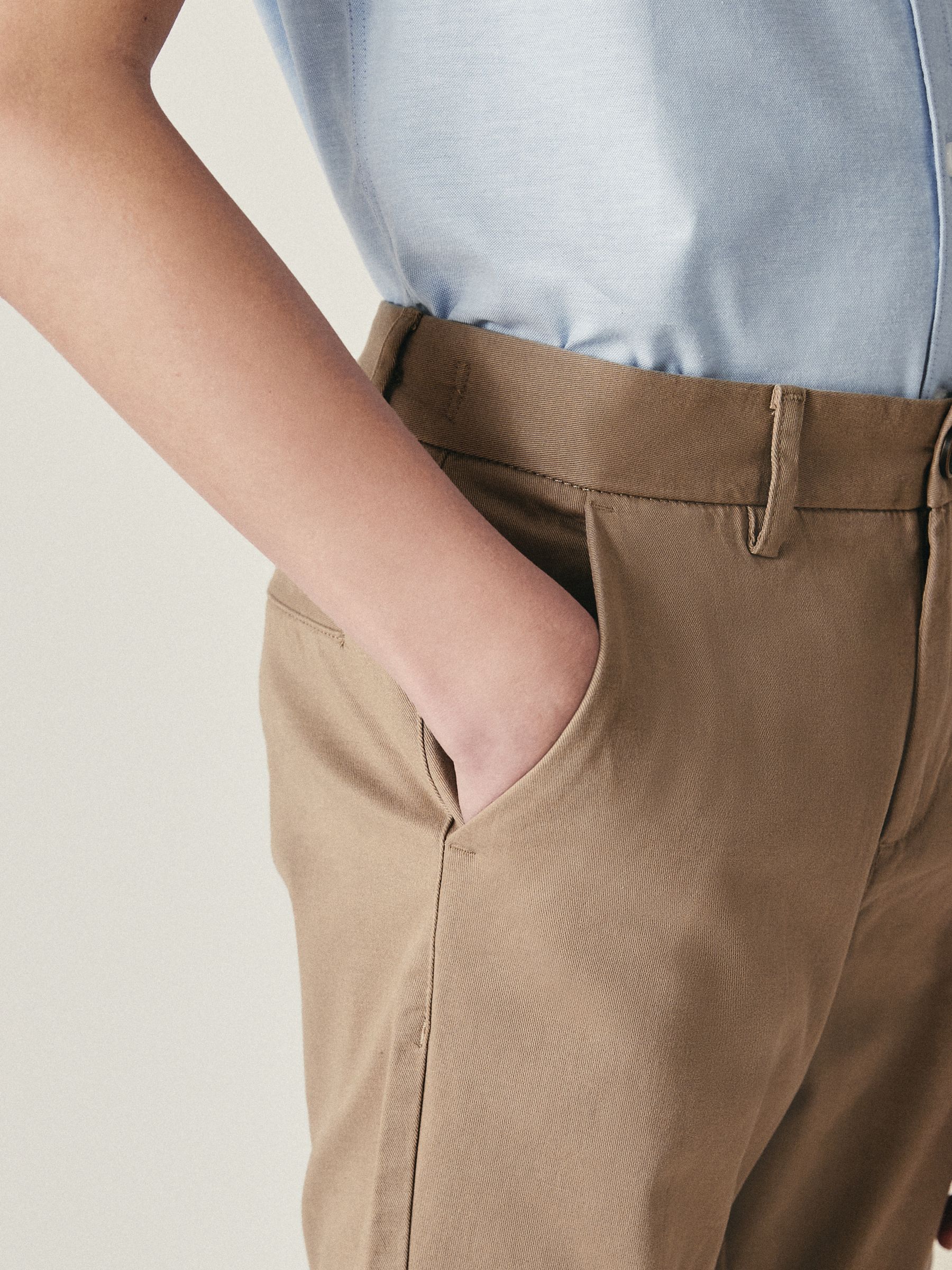 Pastelgeel - Stretchy chino's (3-17jr)