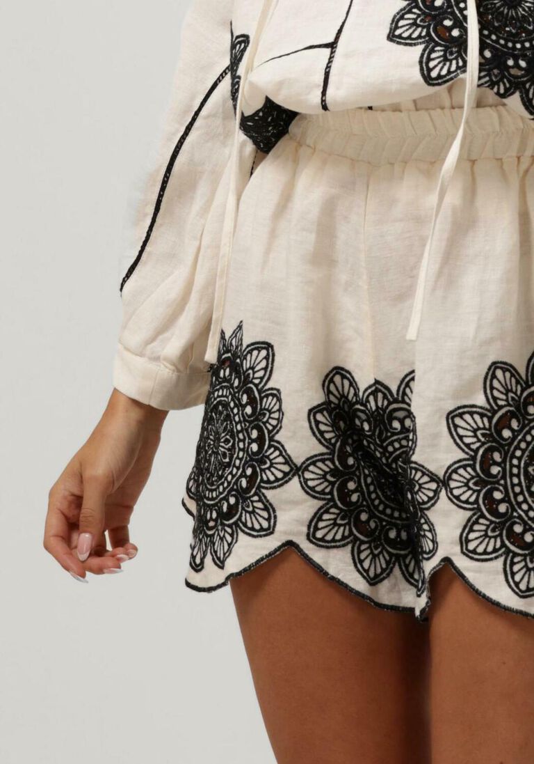 GREEK ARCHAIC KORI ecru greek archaic kori shorts 210048