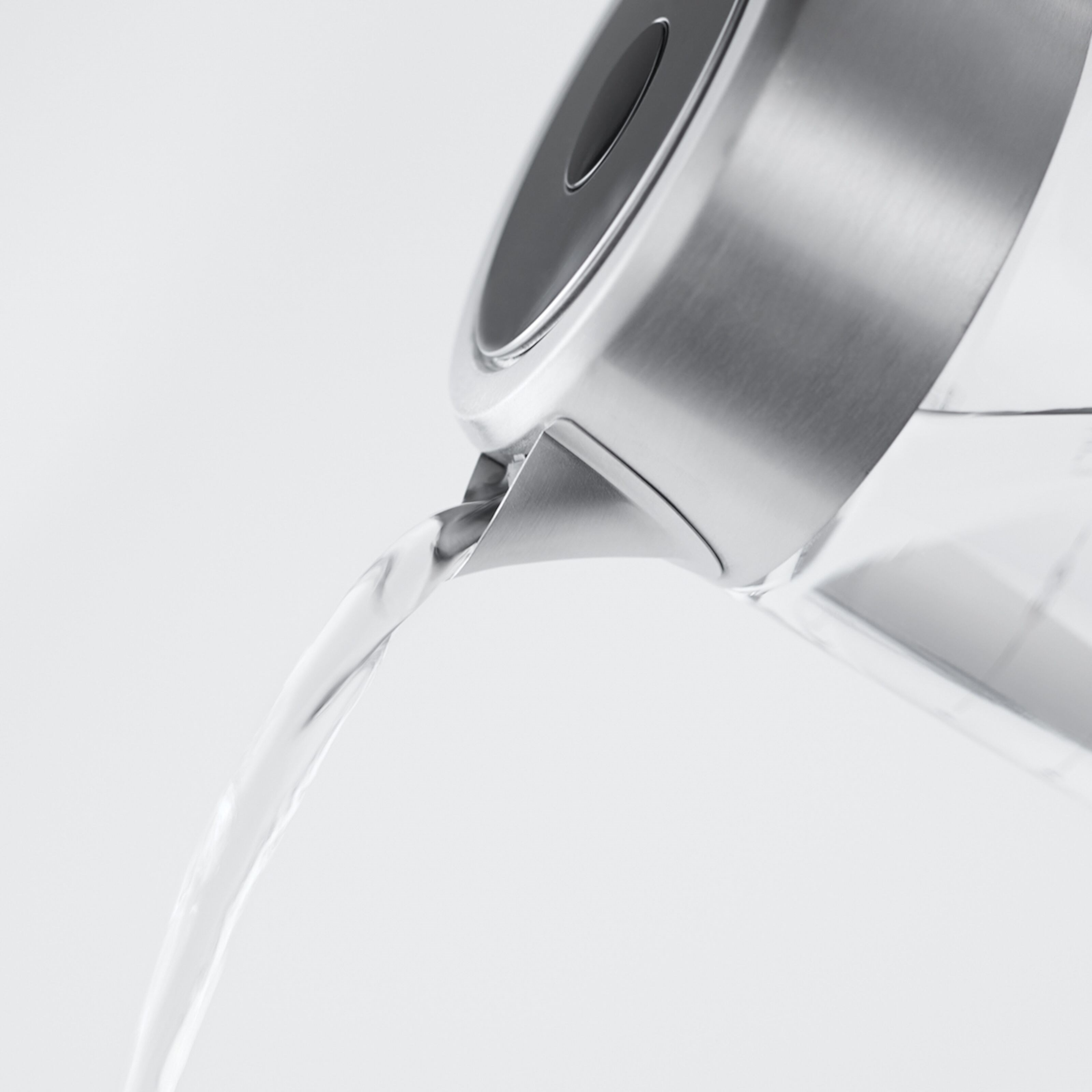 Russell Hobbs Vannkoker - Compact Home