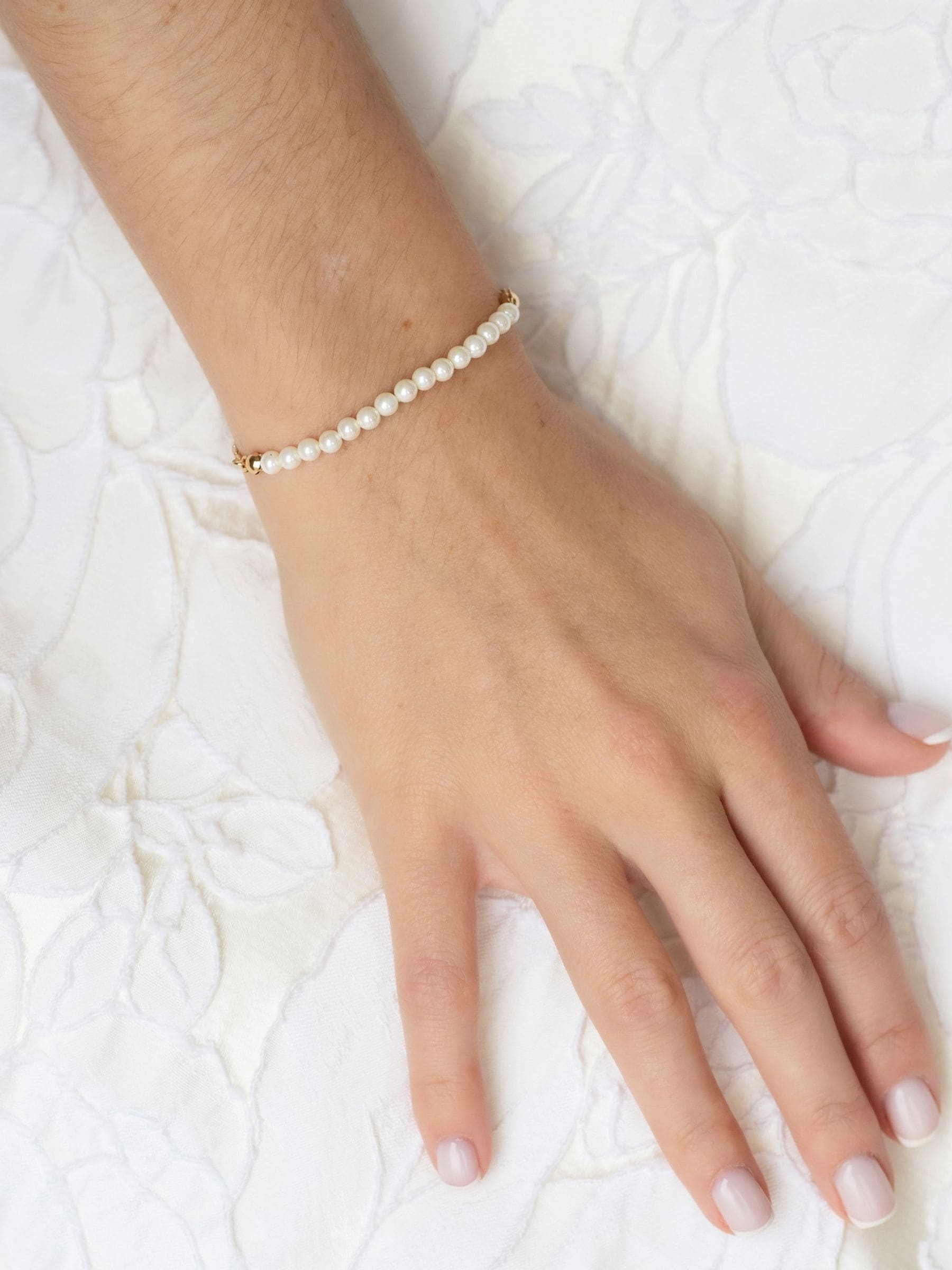 Goud - Ivory & Co - Carlisle And Pearl Dainty trekarmband