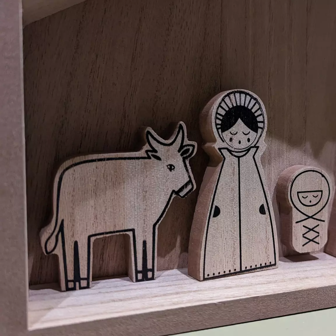 Petite crèche de Noël en bois (H27 cm) Sainte-Marceline