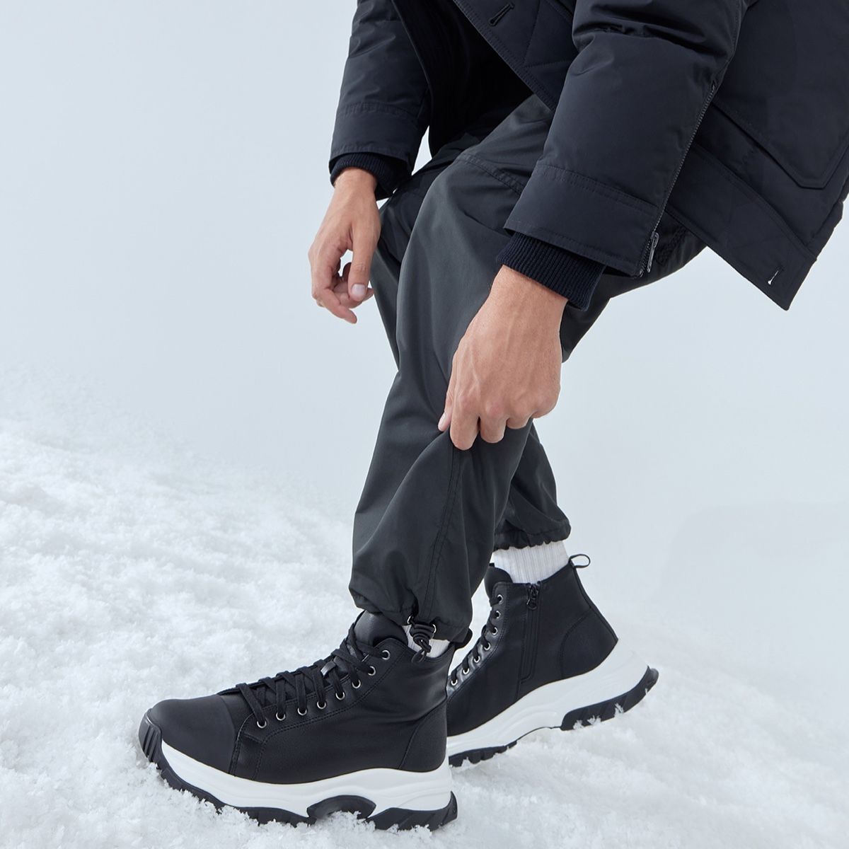 Vertex Black Men High top