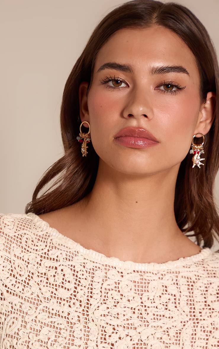 Doré Boucles D'oreilles Drapées À Perles Et Coquillage Conque