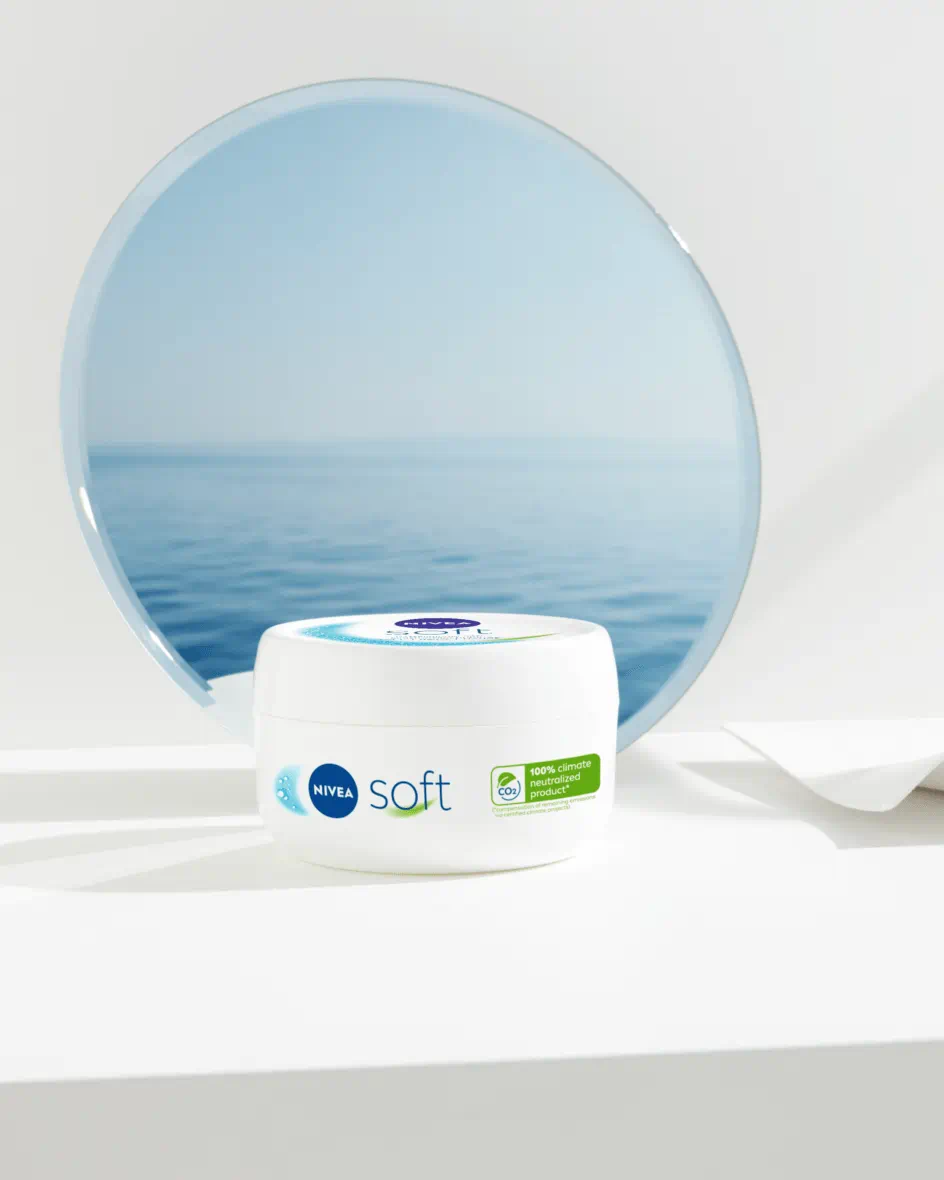 NIVEA SOFT CRÈME VISAGE CORPS & MAINS 200ML