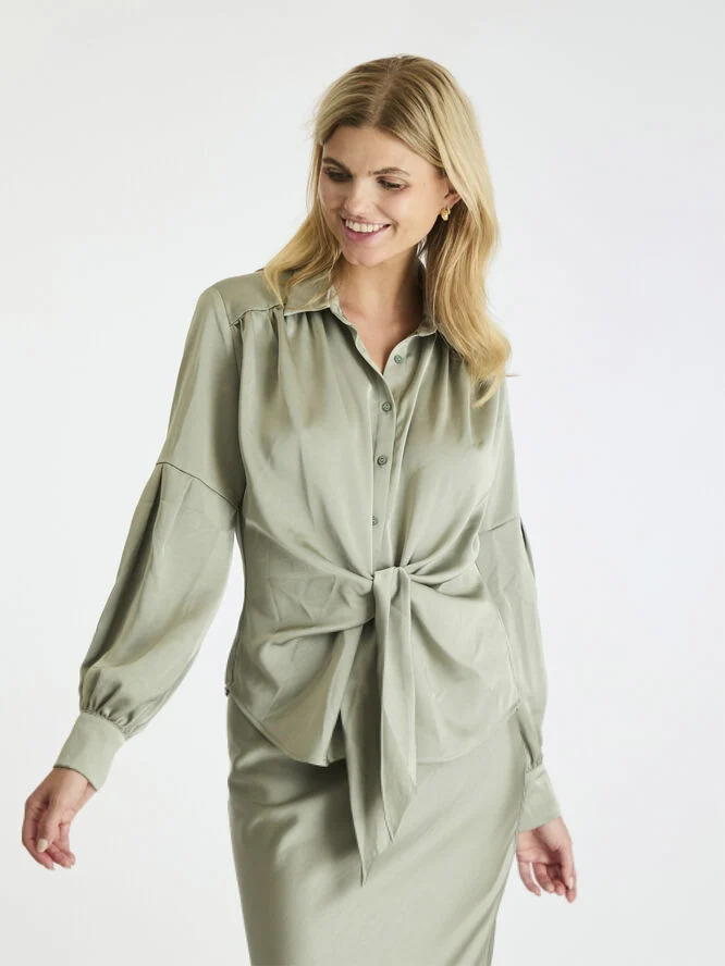 Neo Noir Naja Satin Shirt Smoke green