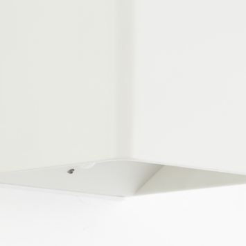 Brilliant draadloze wandlamp Iseo wit 4W met sensor