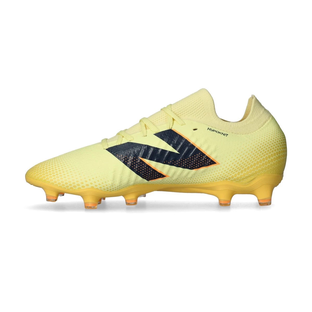 Chuteira New Balance Tekela Magia Low Laced FG V4+