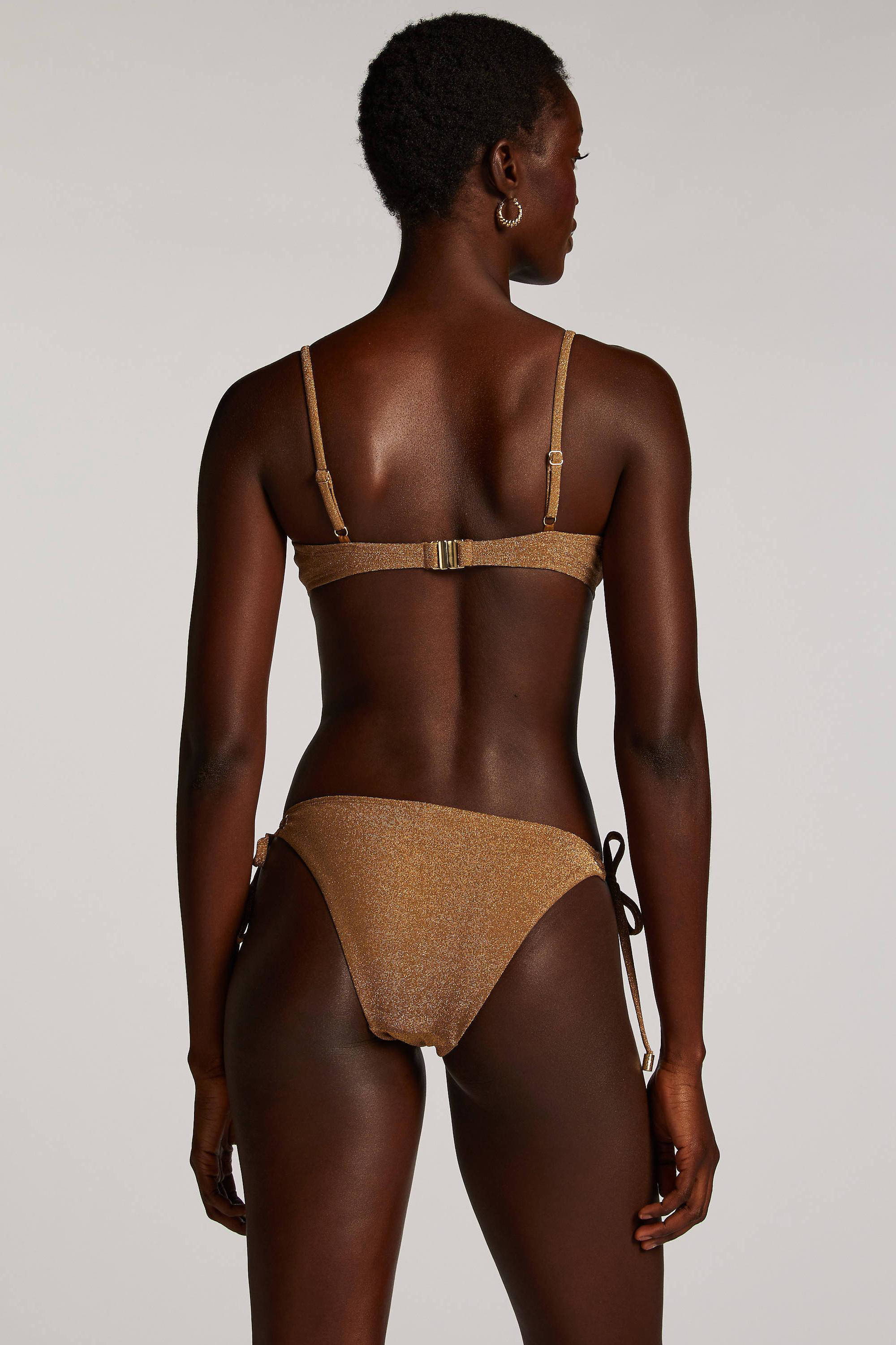 Hunkemöller niet-voorgevormde beugel bikinitop Goldie met lurex goud