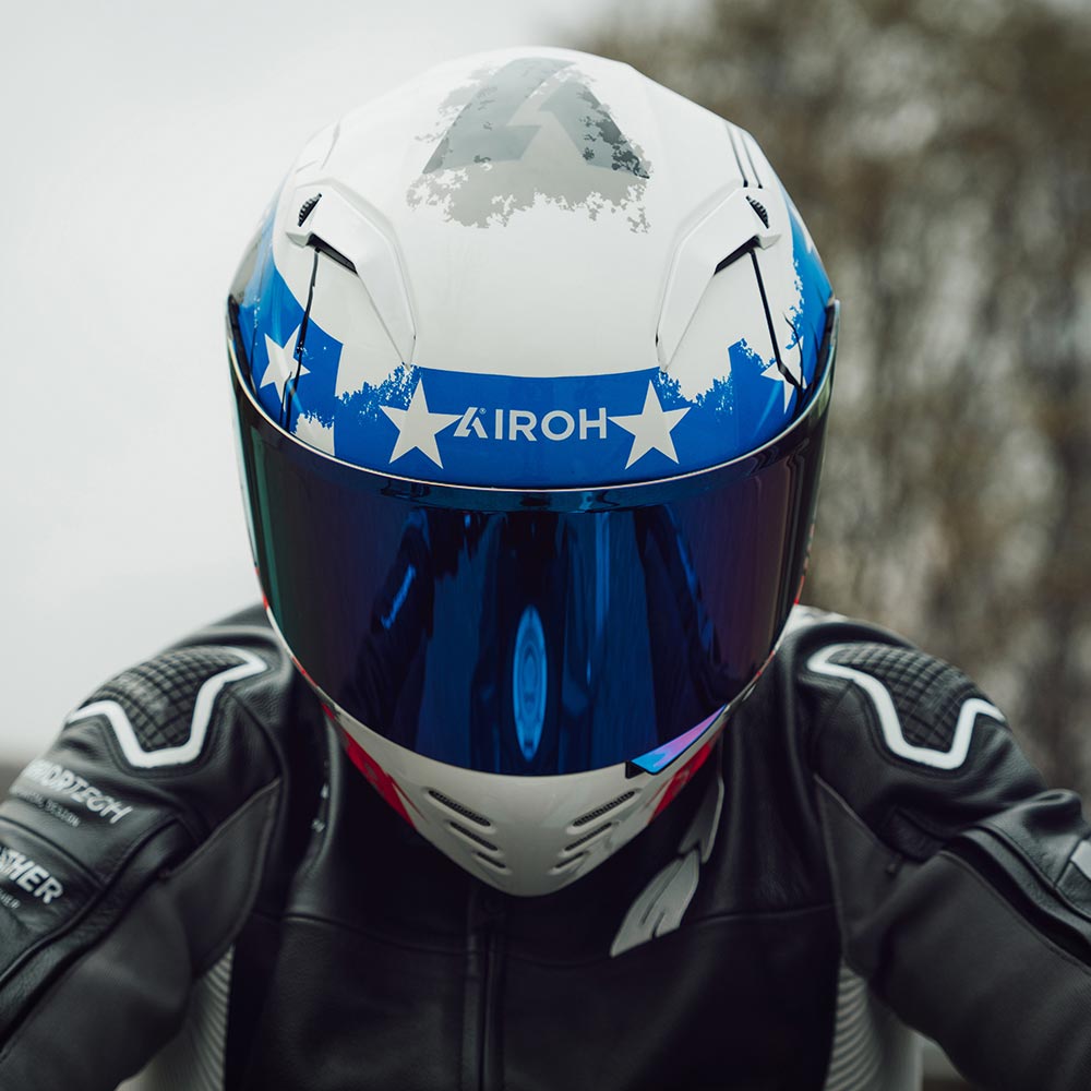 Airoh - Casque Connor Nation Blanc brillant / Rouge / Bleu