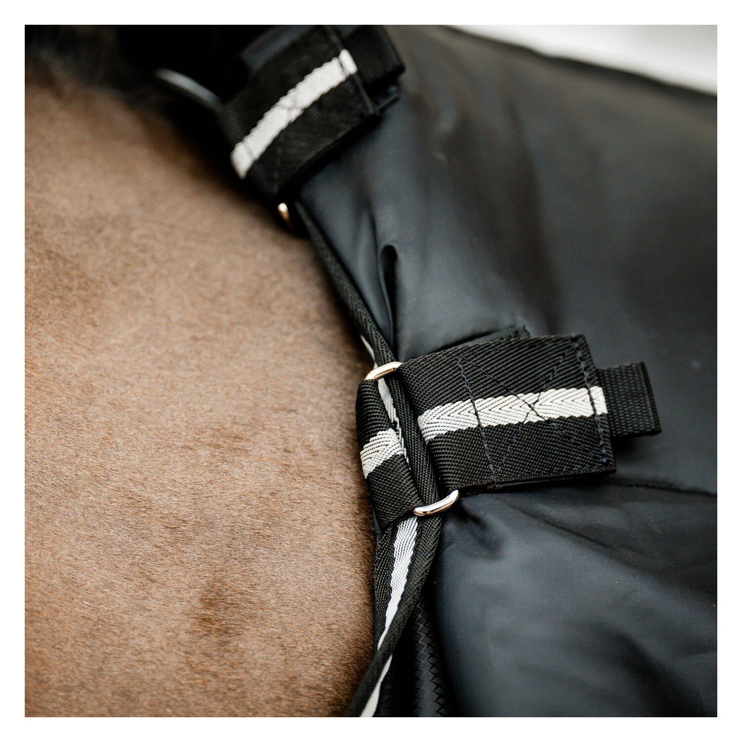 HORSEWARE Stalldecke Easy-Layer Stable 100g  - black / black&silver