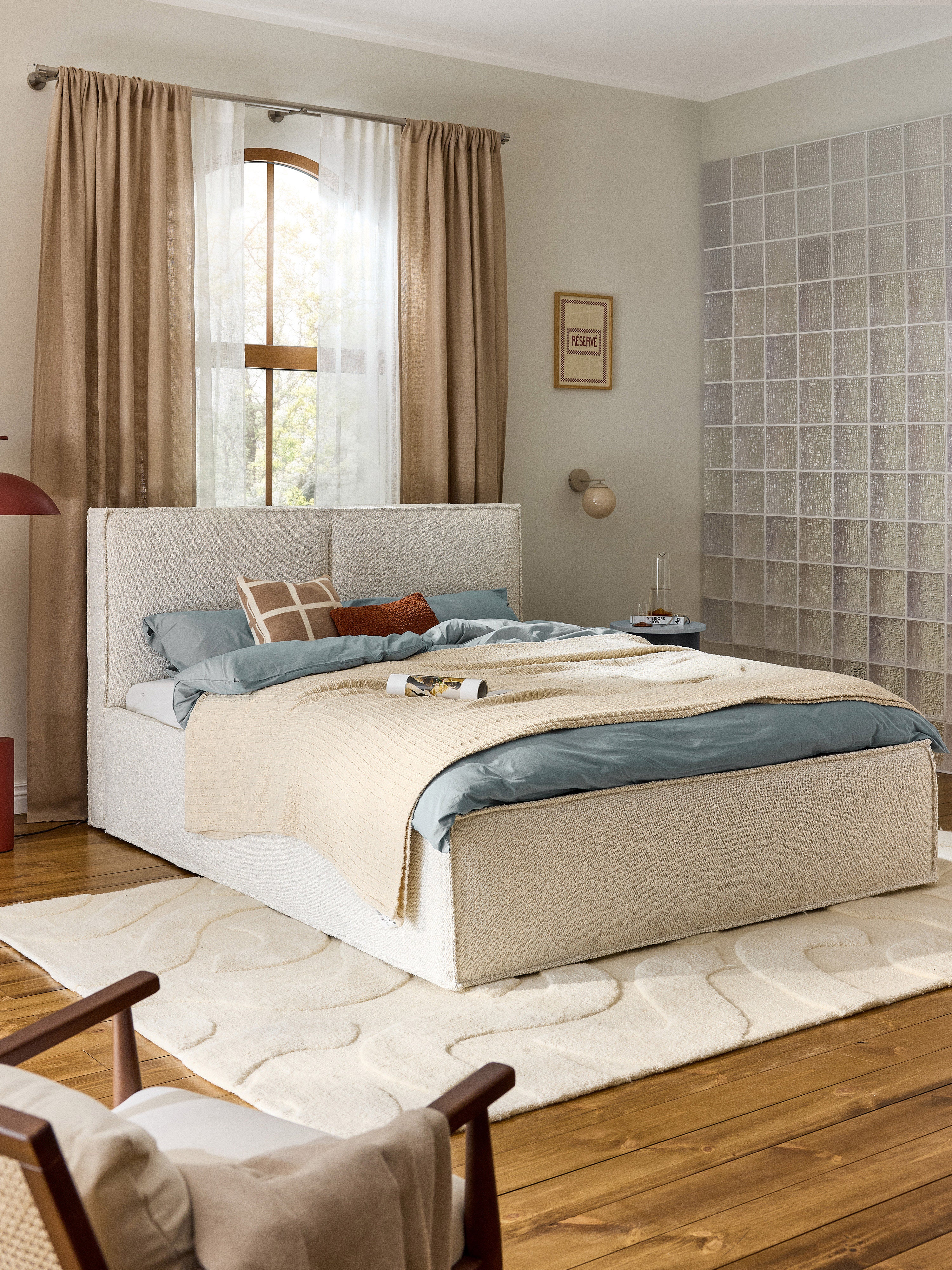 Bouclé gestoffeerd bed Dream met opbergruimte